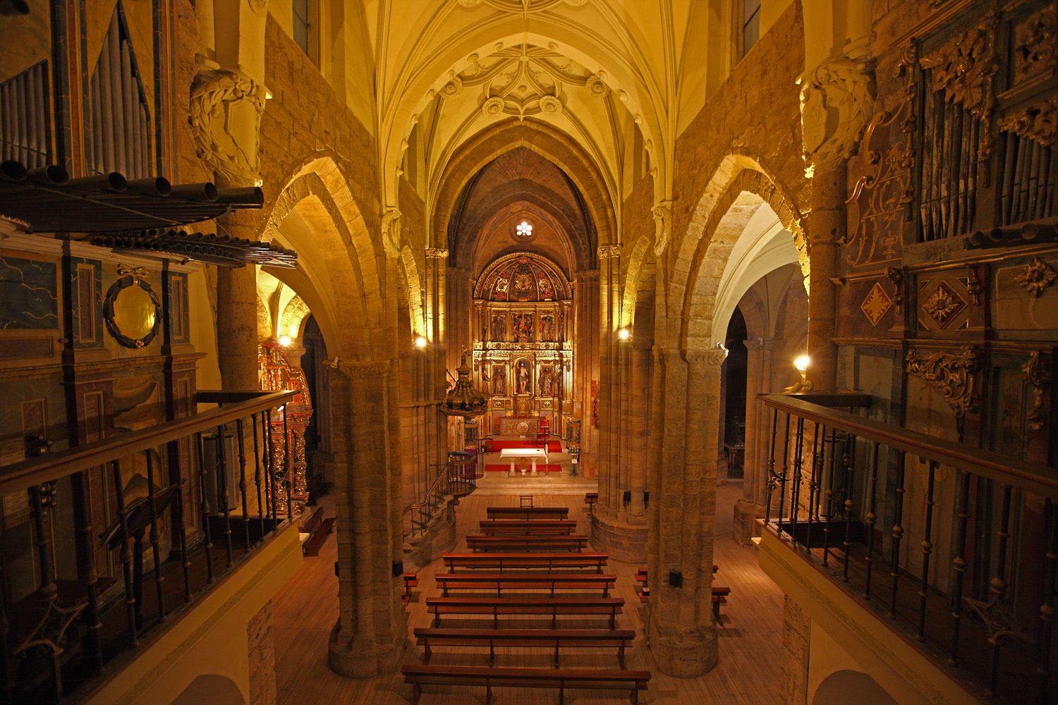 Iglesia de Santa María del Azogue. Archivo