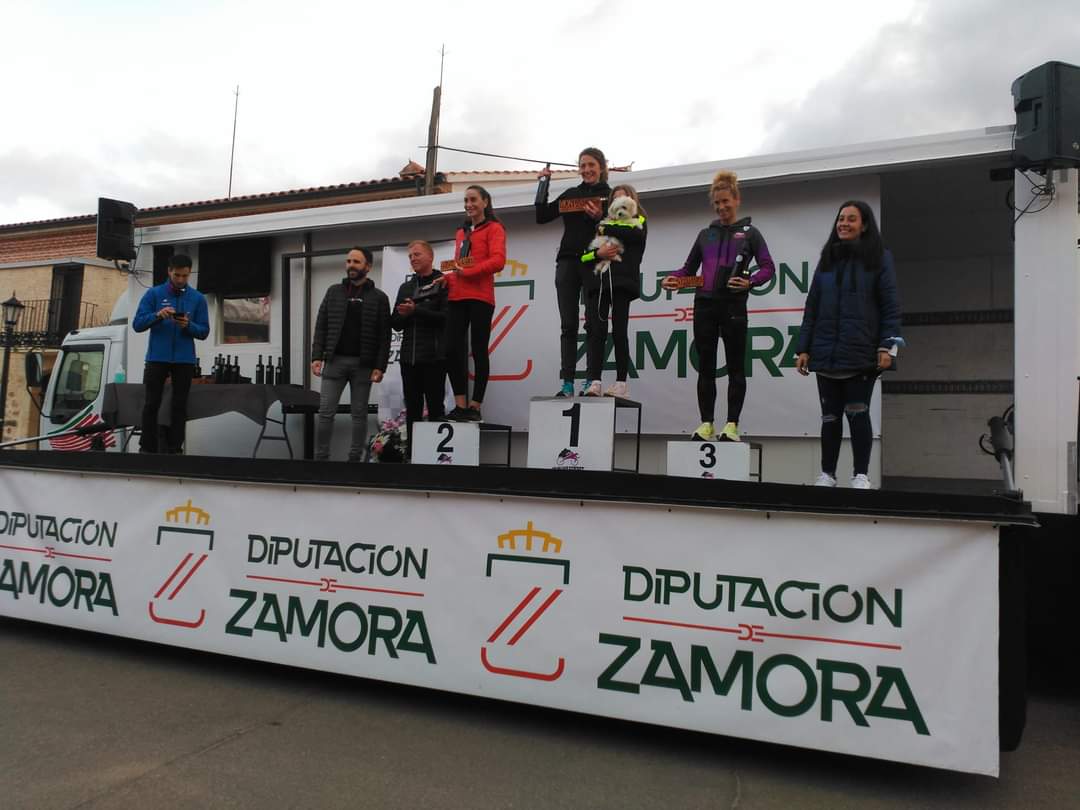 Luis Alberto Serrano y Vicky Pérez, primeros líderes del Circuito Cross Diputación de Zamora