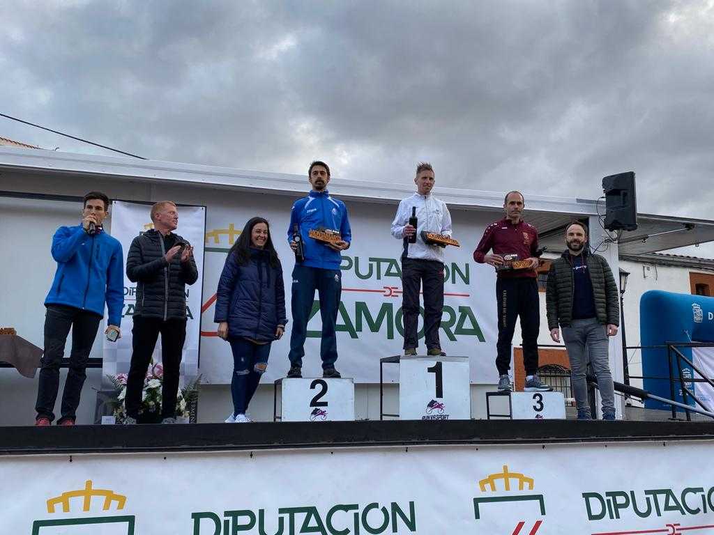 Los atletas del Benavente Atletismo firman varios podios este fin de semana