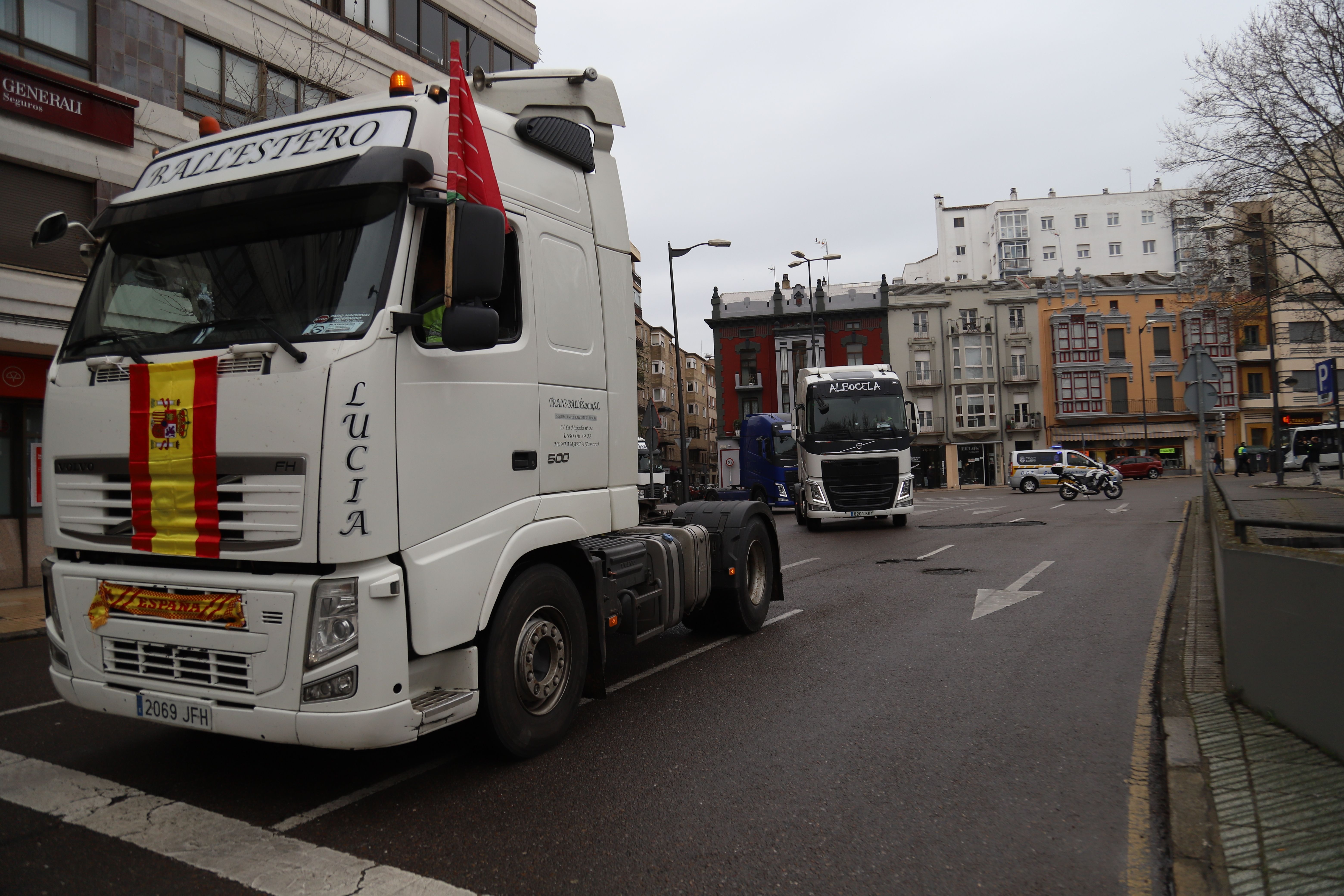 Nueva Jornada de protesta del sector del transporte en Zamora Foto María Lorenzo (2)