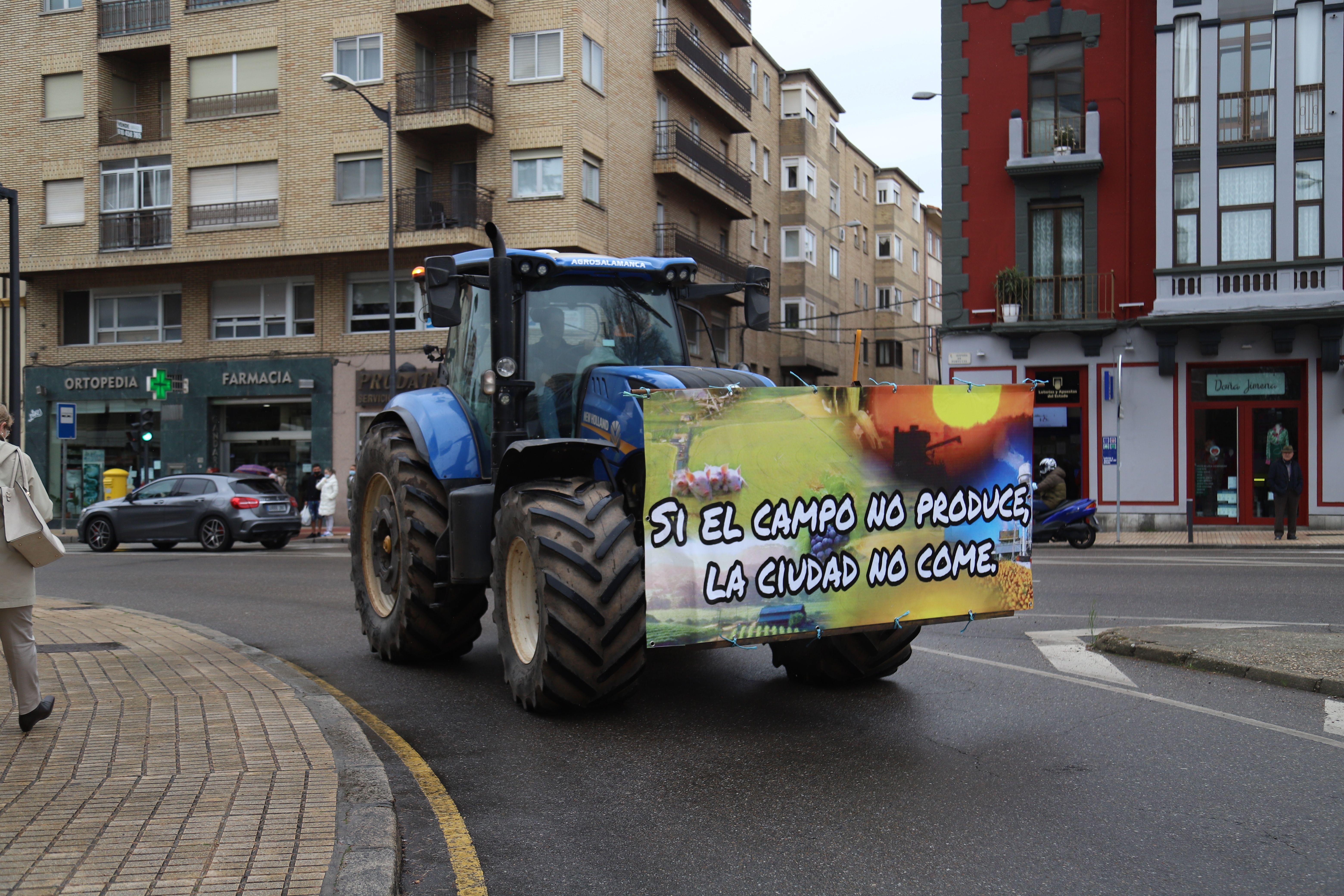 Nueva Jornada de protesta del sector del transporte en Zamora Foto María Lorenzo (4)