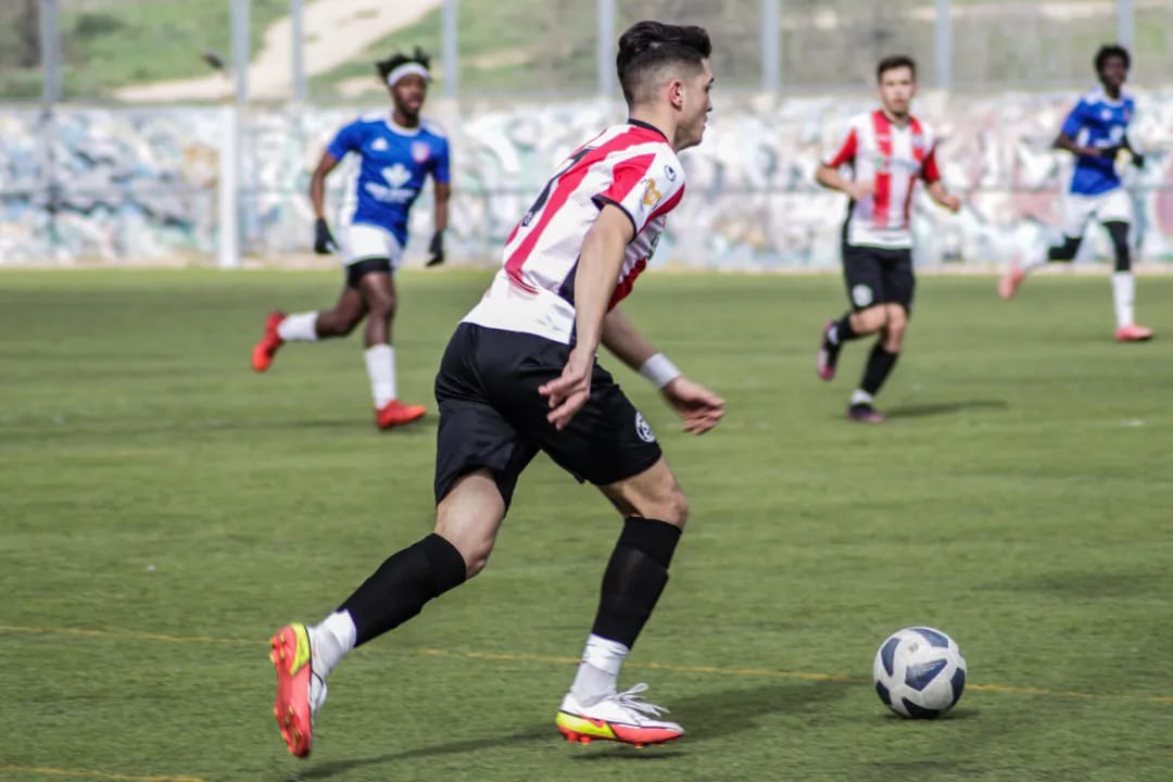 El Colista Acaba Con La Racha Imbatible Del Coreses Y El Zamora "B ...