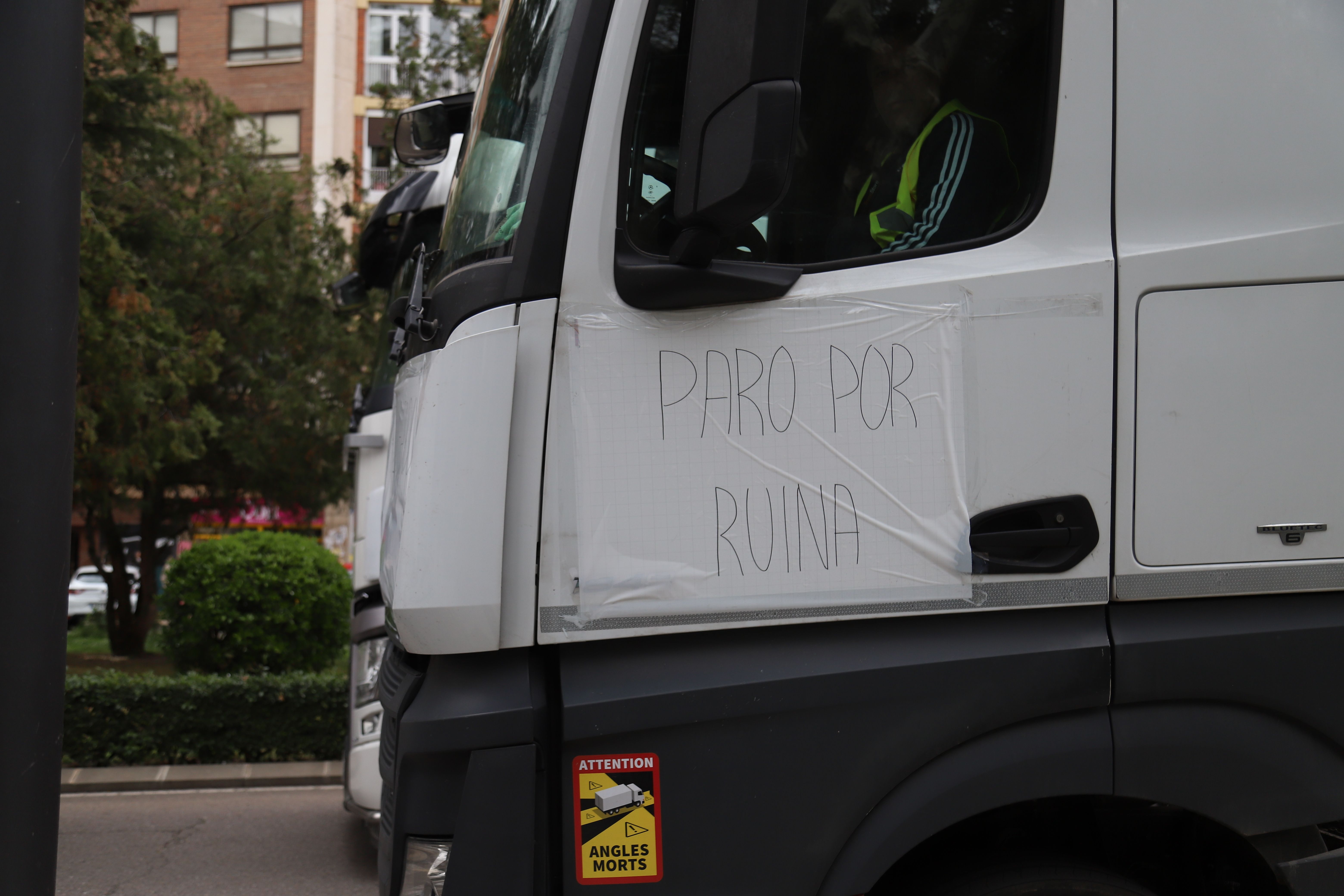 Nueva caravana de protesta de los transportistas zamoranos Foto María Lorenzo (15)