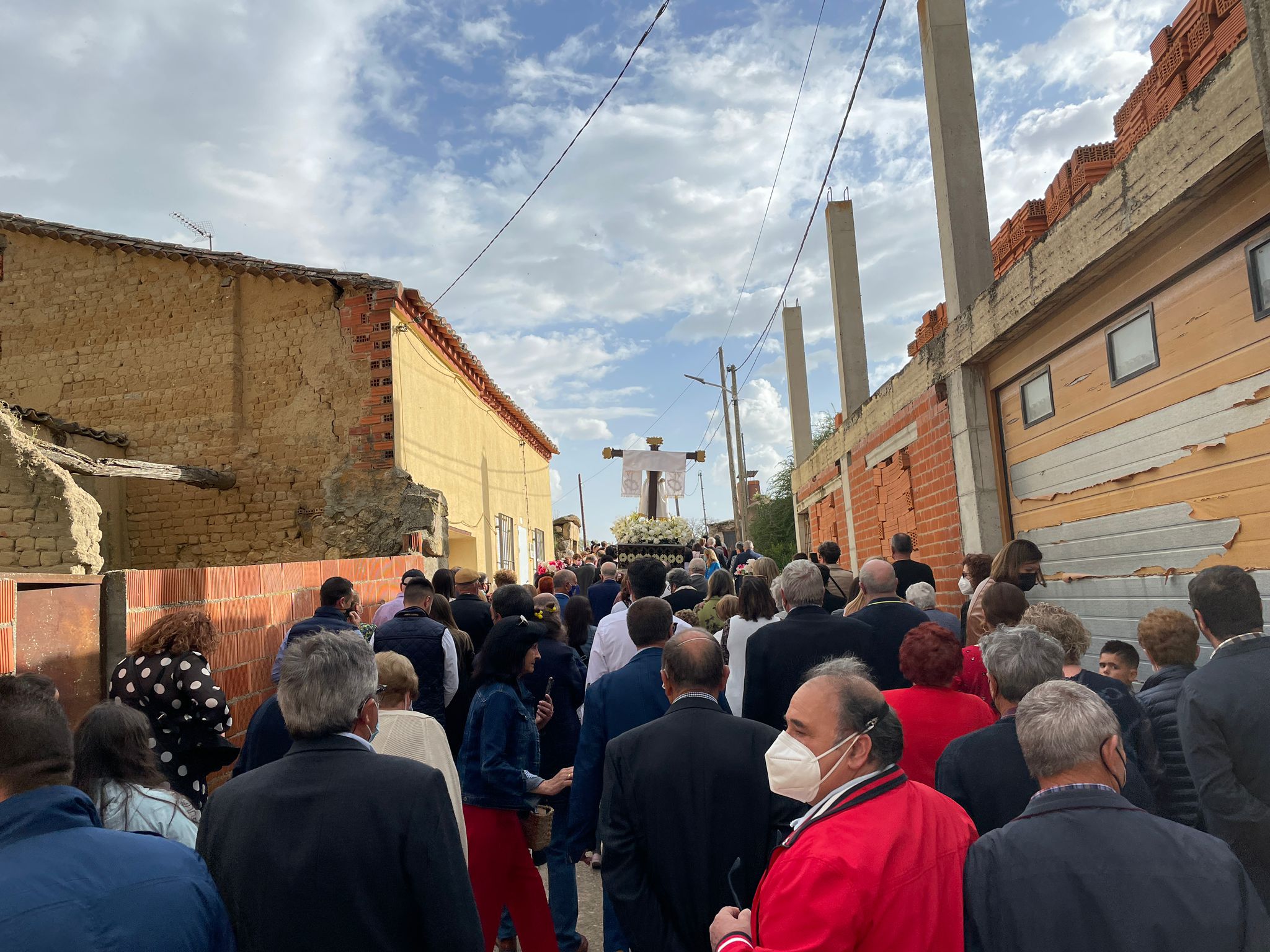 Celebración de la Santa Cruz en Santa Clara de Avedillo