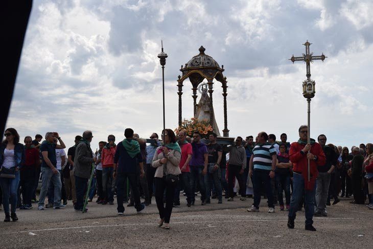 Procesión de la Virgen del Rosario de Morales del Vino