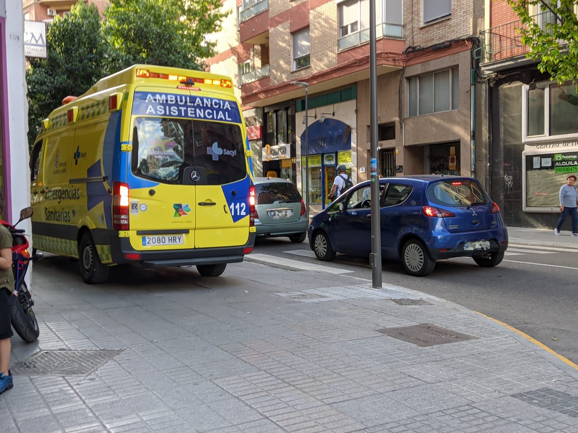 Ambulancia en la calle de la Amargura