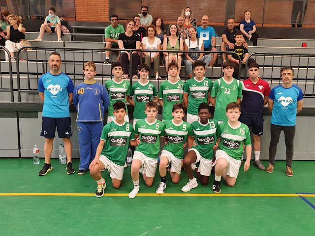 Equipo infantil del Balonmano Zamora