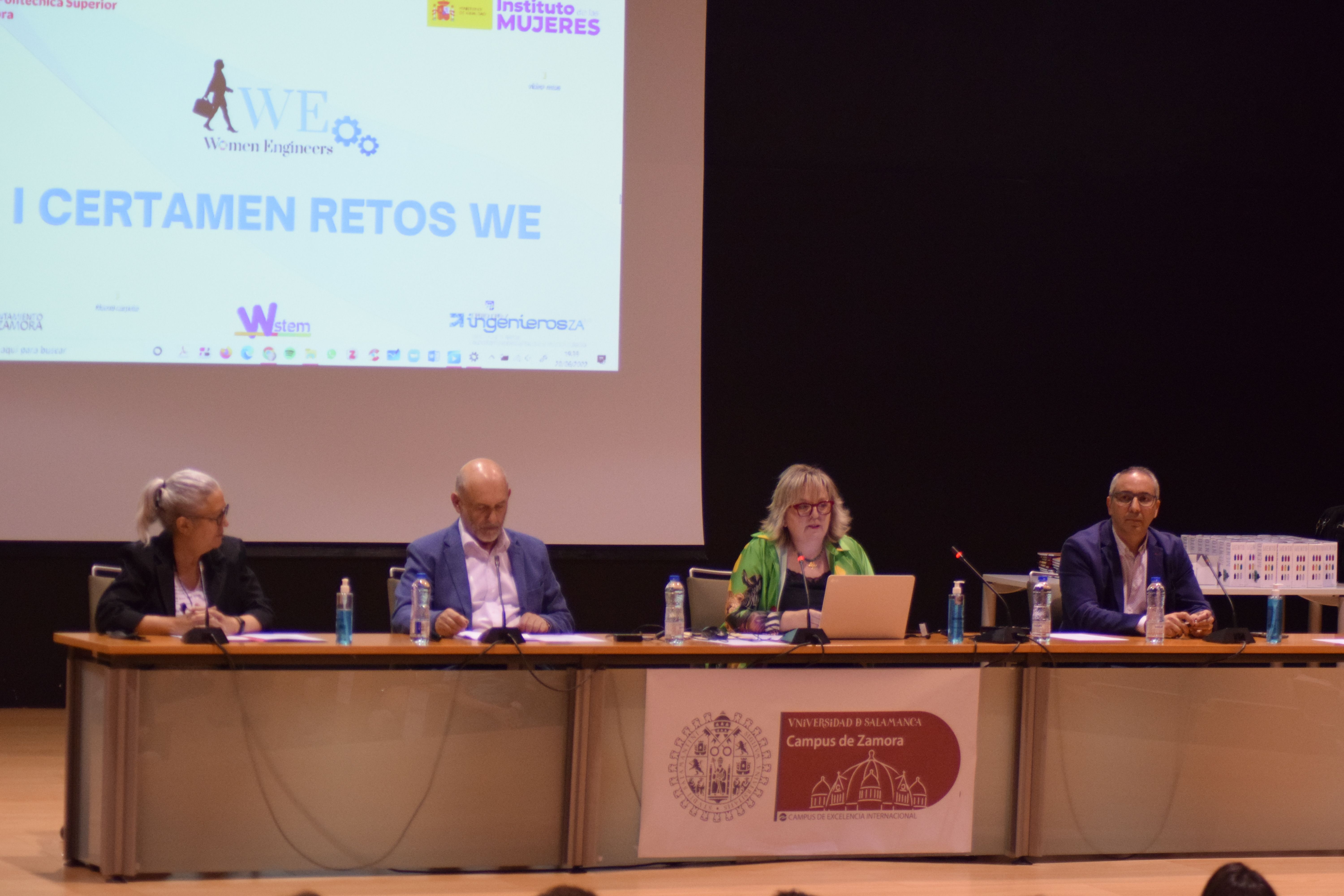 Entrega de premios del Certamen RETOS Women Enginneers (1)