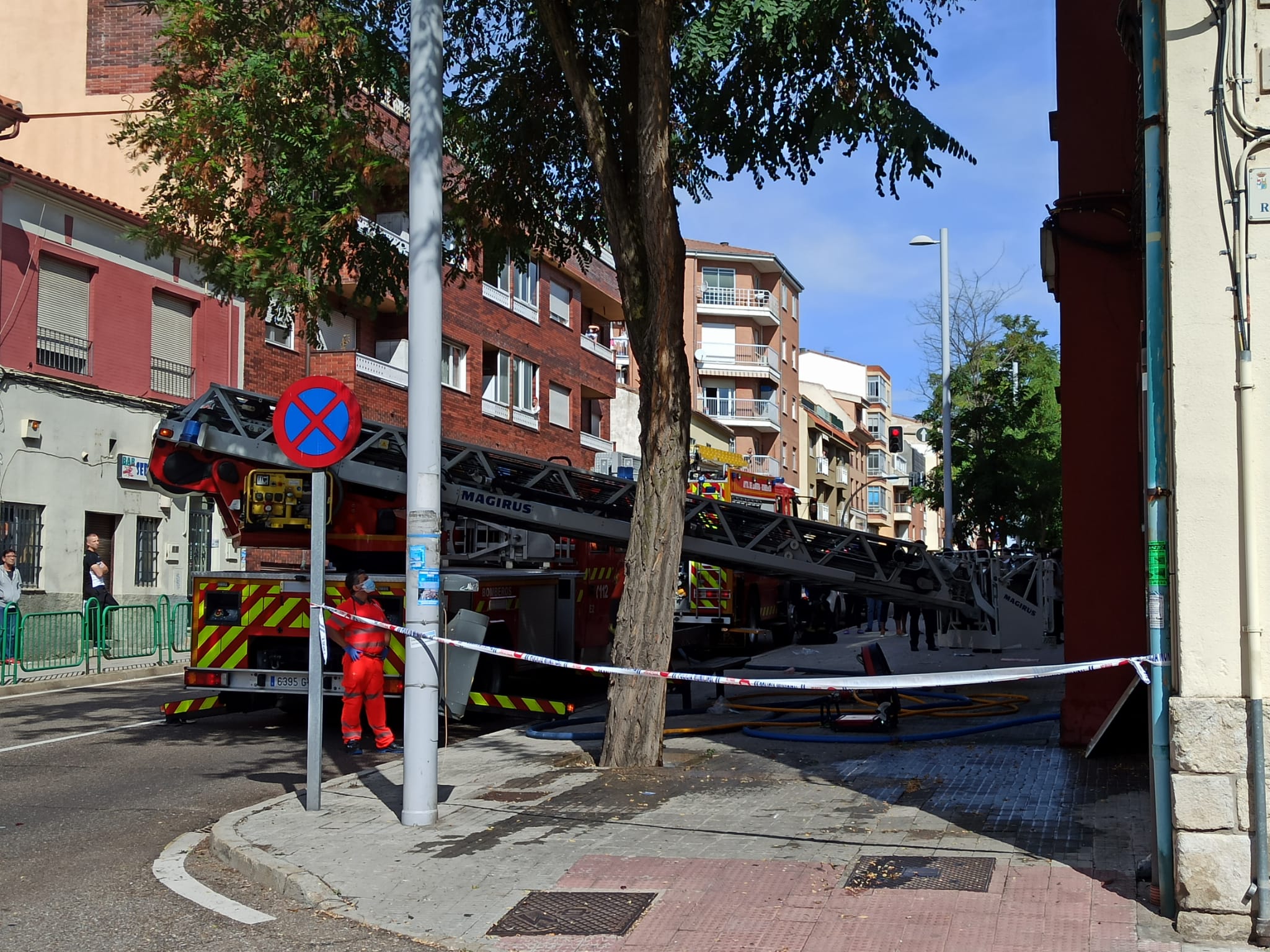 VÍdeo Fuego En Una Vivienda De Zamora Capital Movilizados Los Servicios De Emergencias 0715