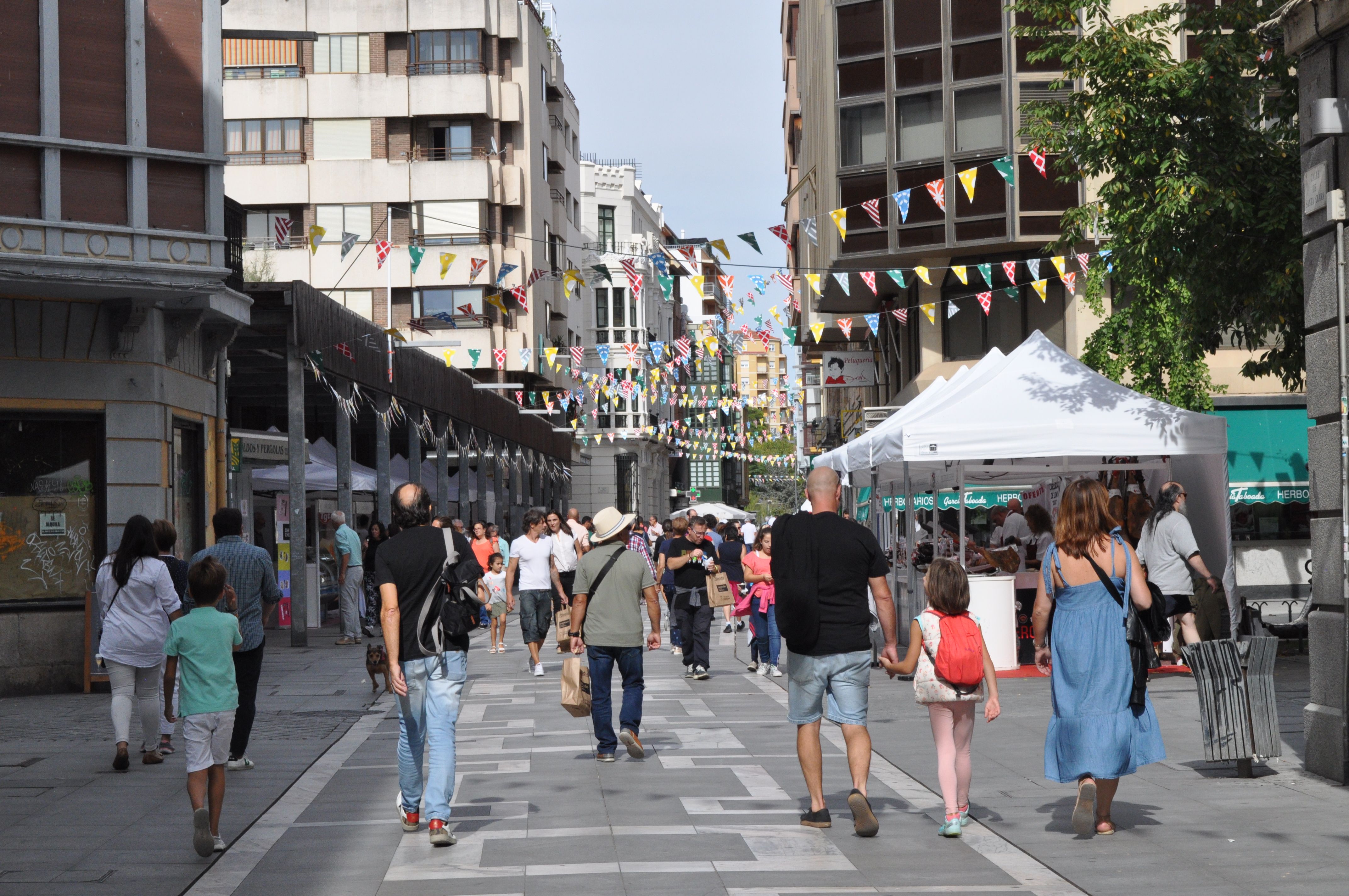 Zamora se llena de gente con la feria Fromago