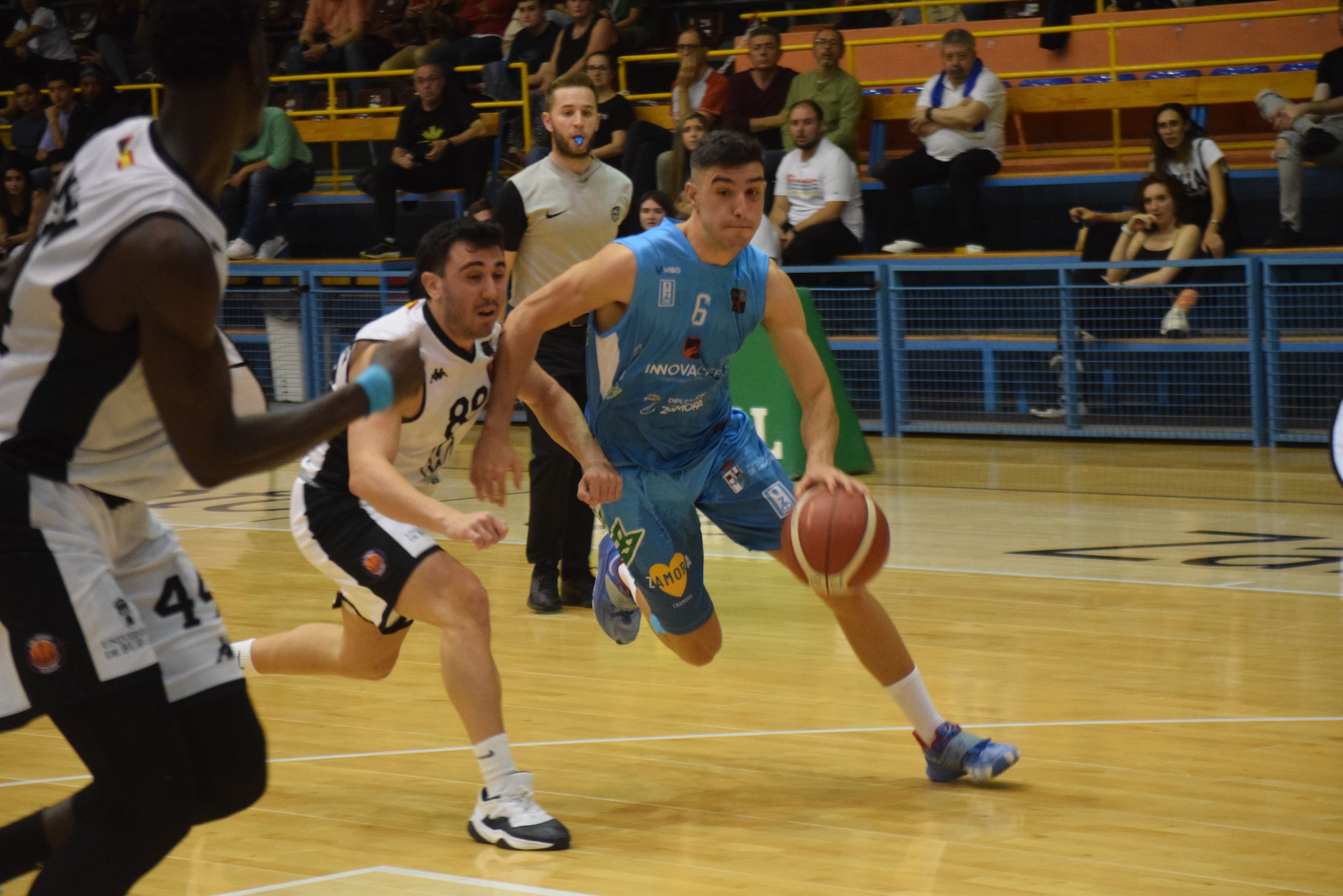 Una imagen del partido frente a Tizona Burgos