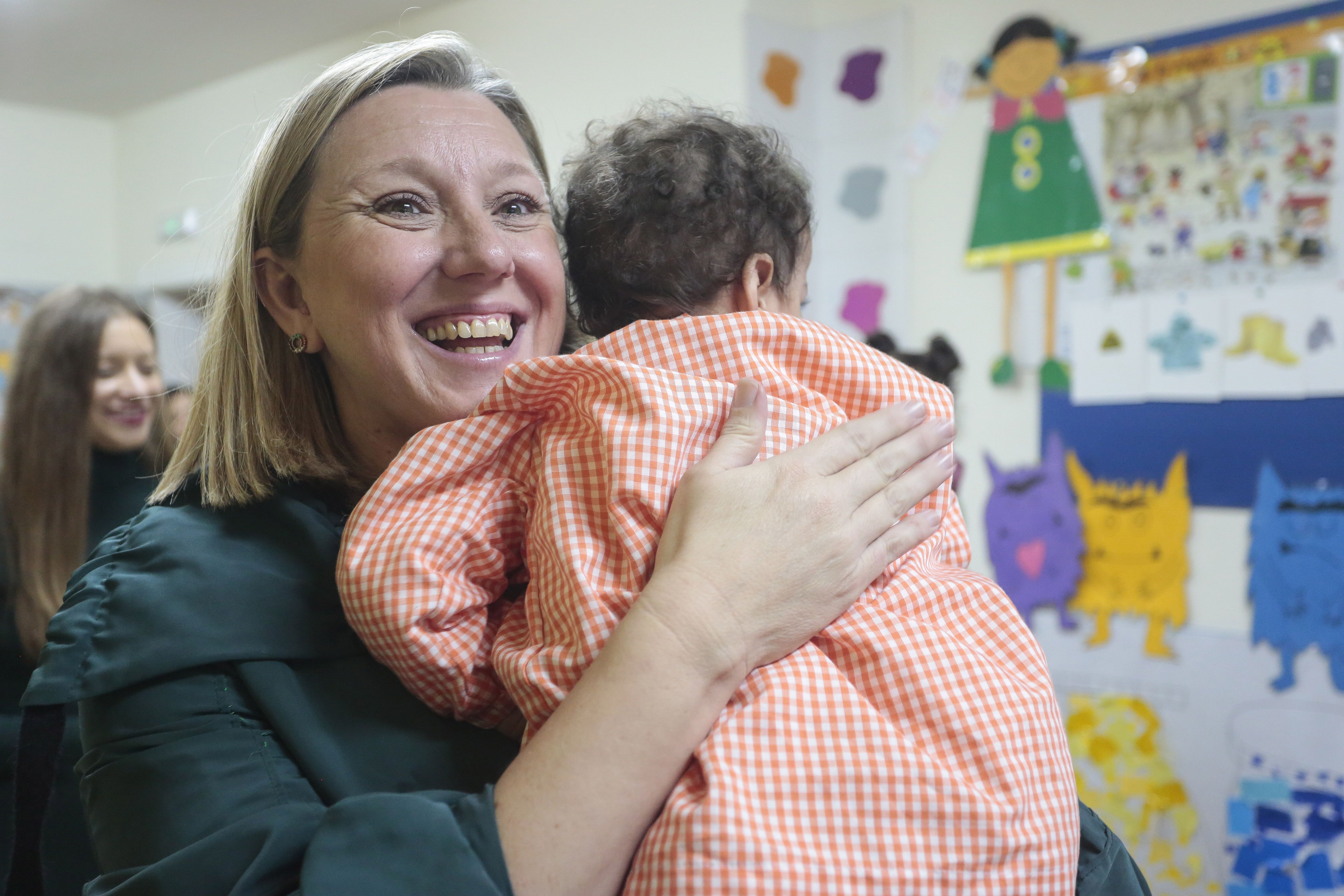 La consejera de Familia visita el Centro de Educación Infantil Hogar de la Esperanza de León. ICAL