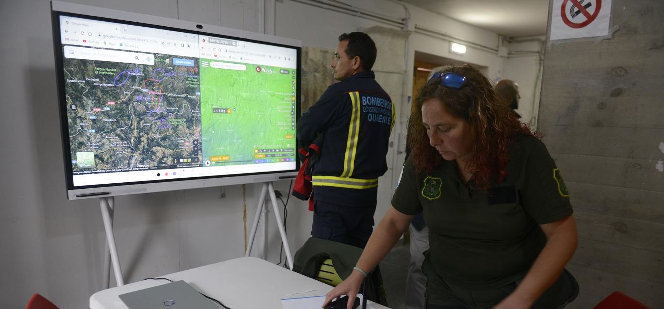 Mando instalado para coordinar el dispositivo de búsqueda de la avioneta. EP