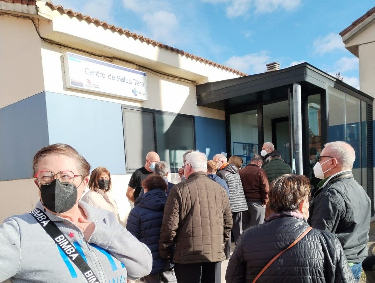 Vacunación en el Centro de Salud de Camarzana de Tera