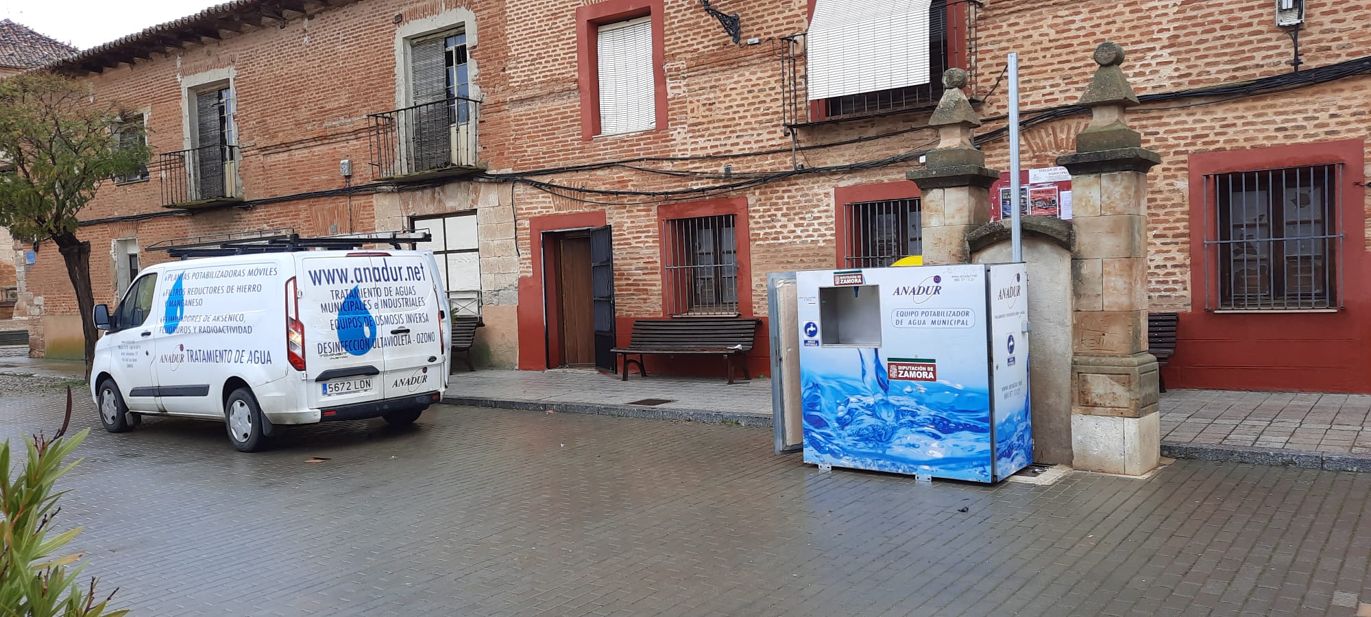 Potabilizadora portátil en el barrio de Tagarabuena de Toro