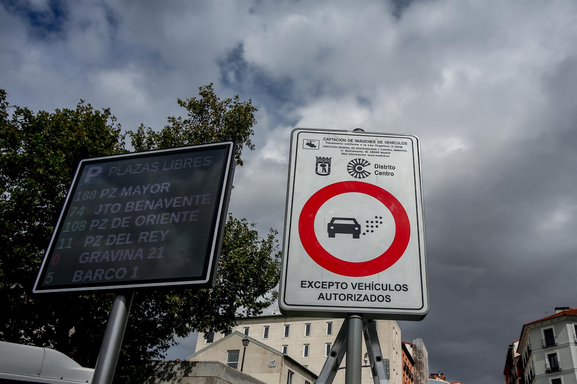 La Mitad De Los Ciudadanos Desconoce Qué Son Las Zonas De Bajas ...