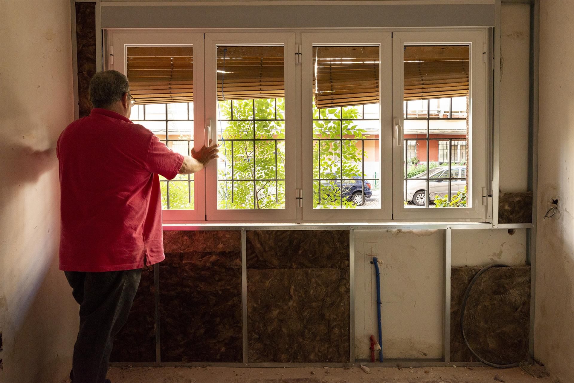 Archivo-Fotografia de una vivienda siendo rehabilitada 