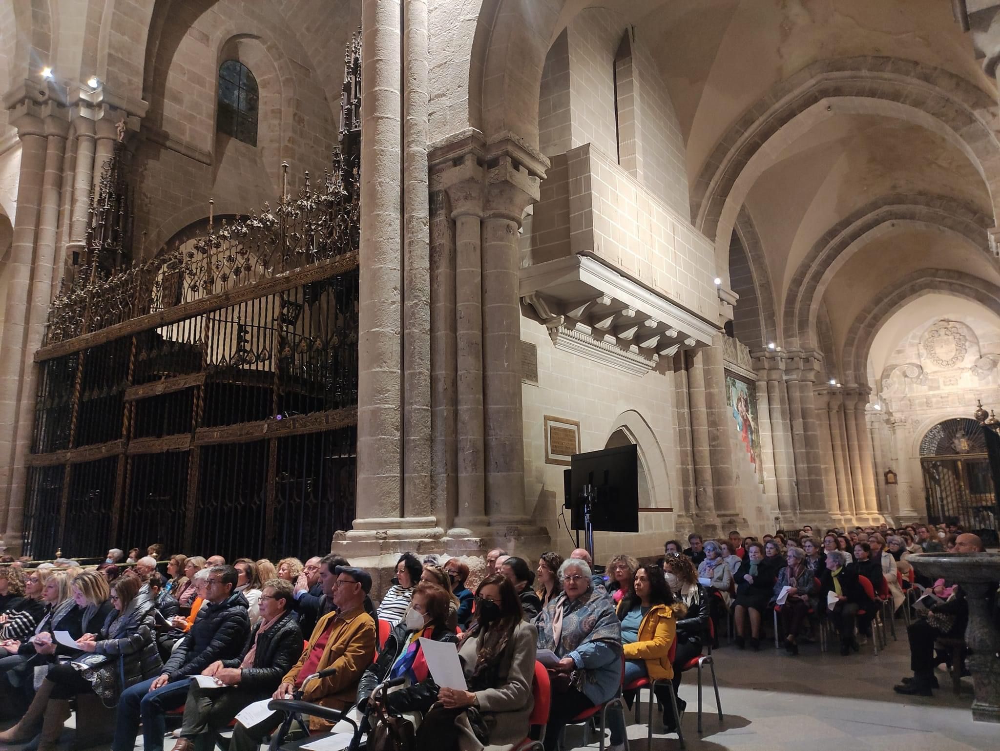 Concierto solidario Dos divas y un tenor