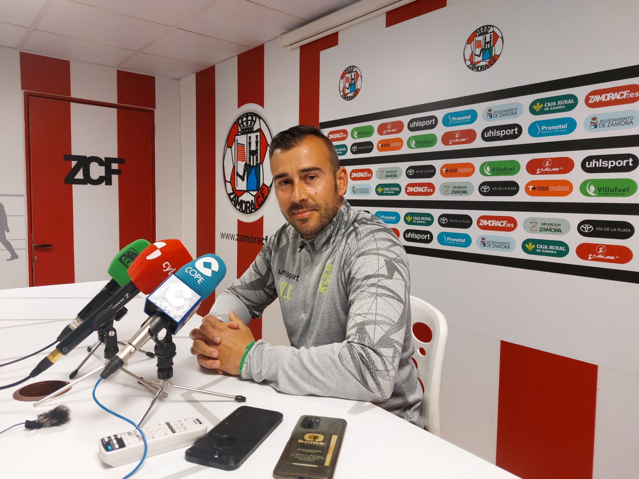 Yago Iglesias en rueda de prensa