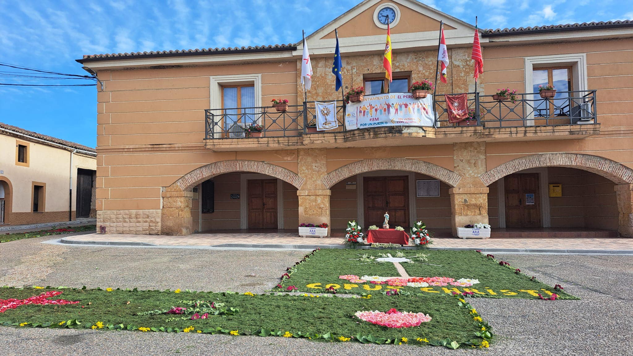 Alfombra floral en el Perdigón