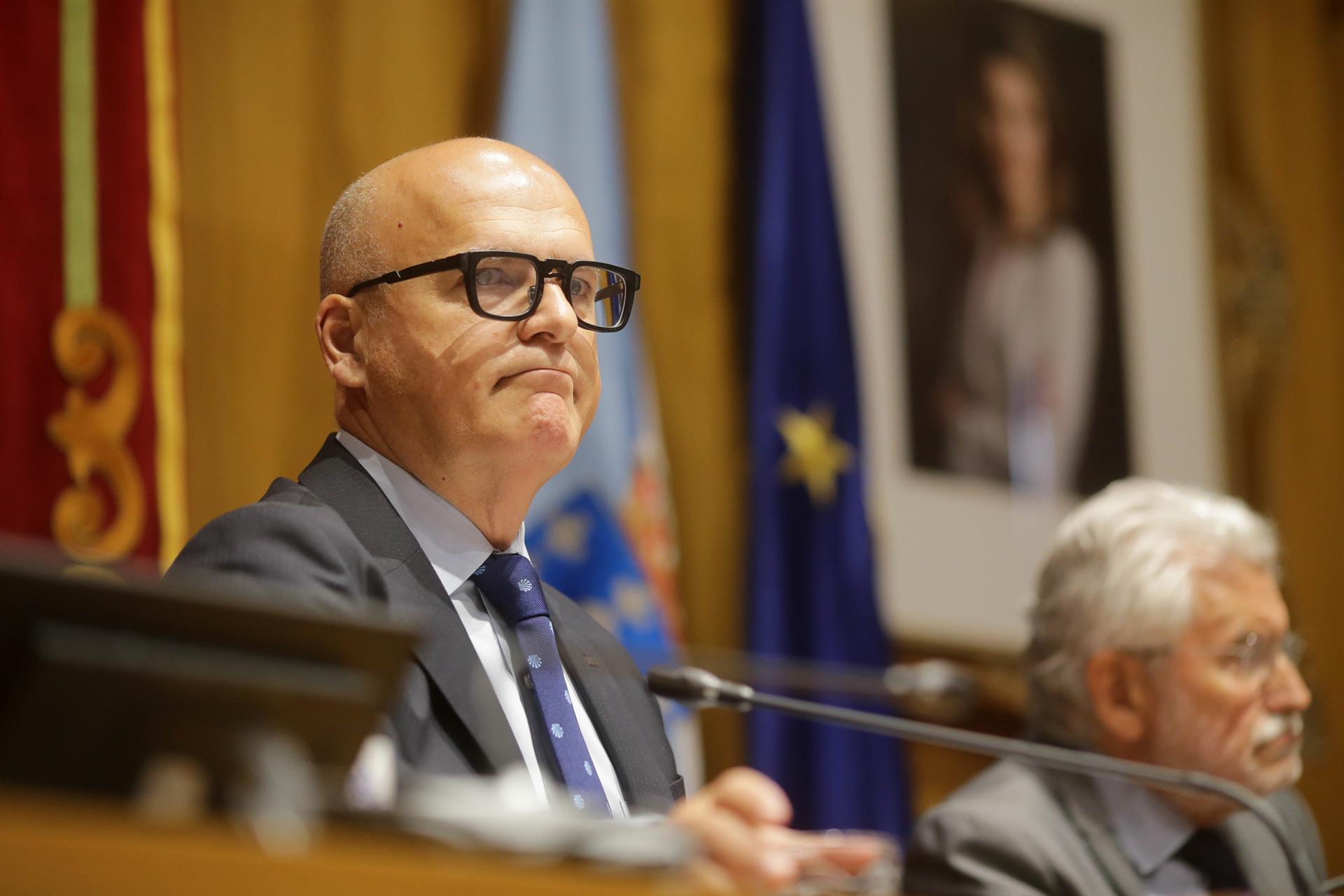 El presidente de la Diputación de Ourense, Manuel Baltar, durante el pleno extraordinario de la Diputación Provincial.   Carlos Castro   Europa Press