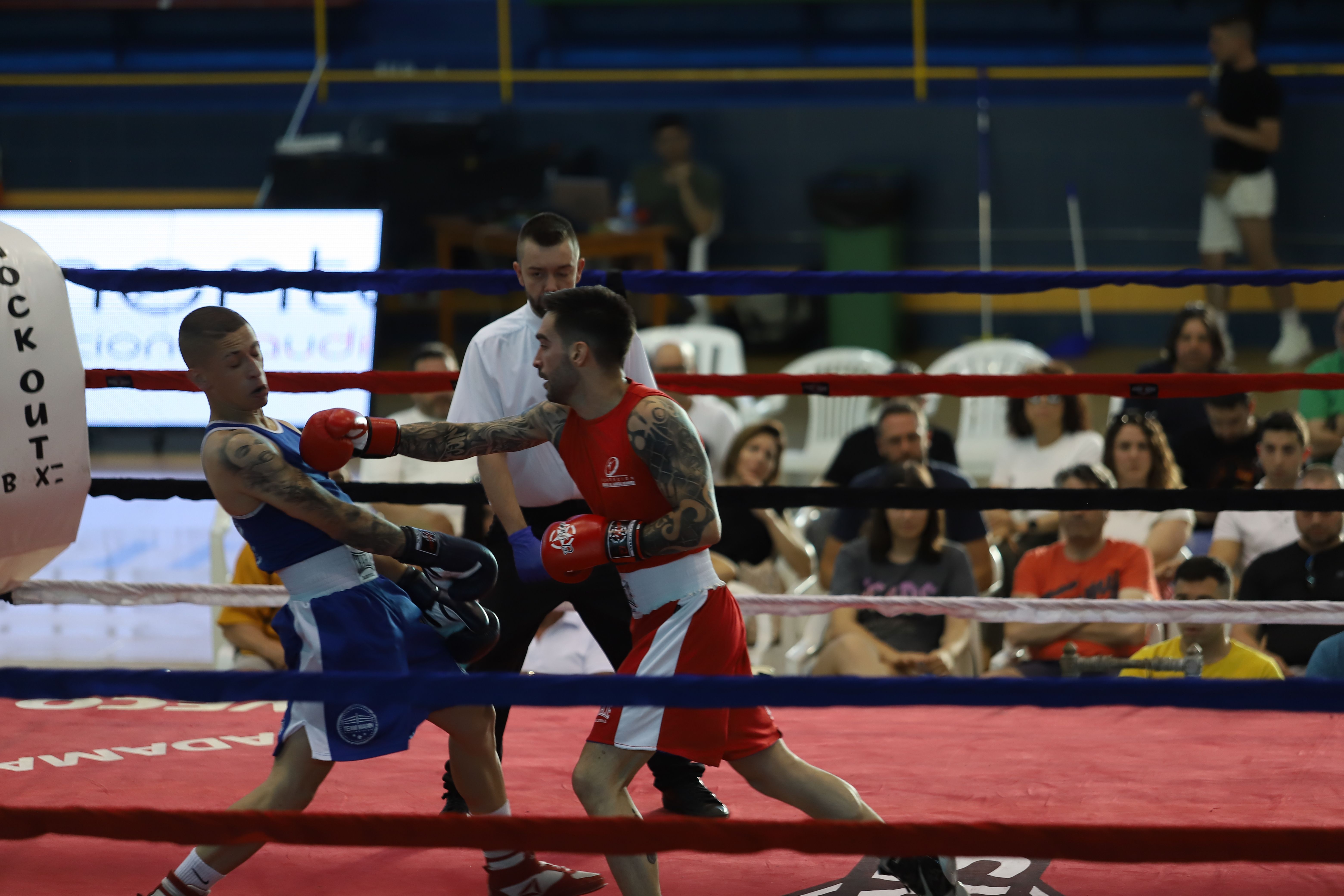 Velada de boxeo en el Ángel Nieto