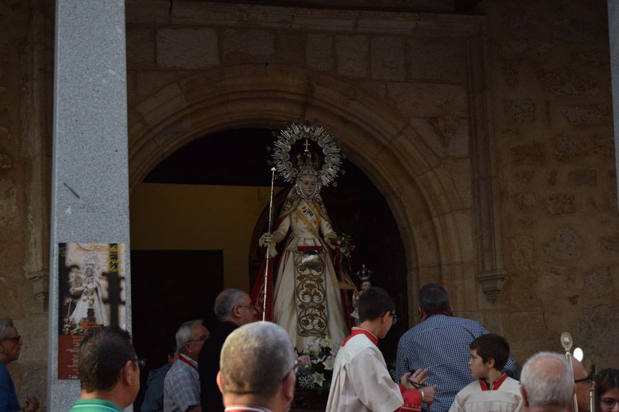 Zamora honra a su Patrona por las calles de la capital (18)