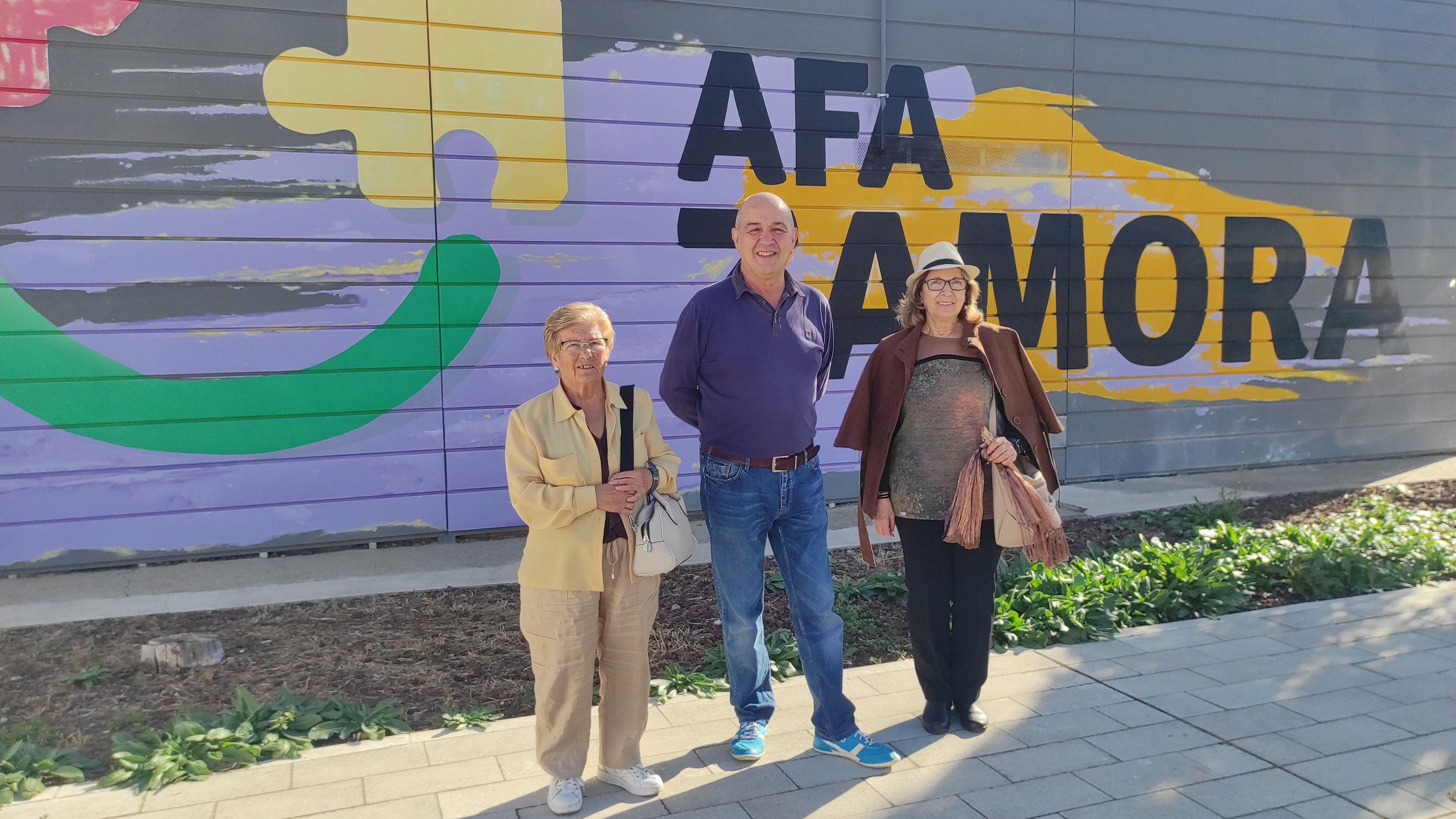 Gregorio Ortega, María García y Tomasa Carro, familiares de pacientes en AFA Zamora.