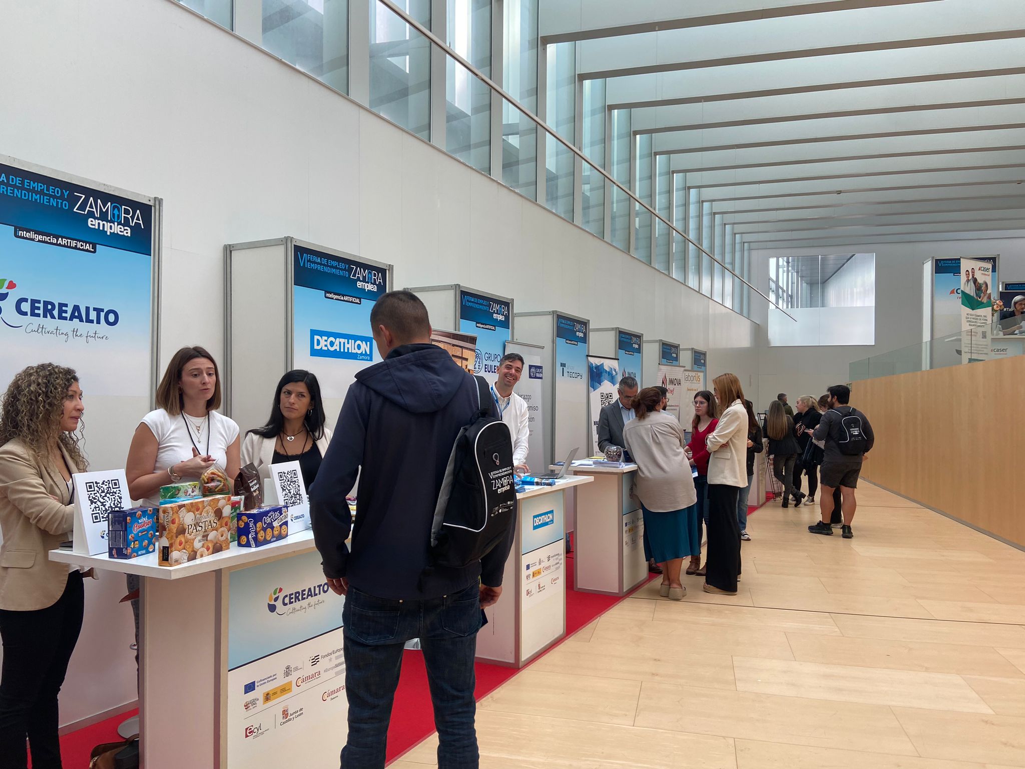 Empresas y jóvenes unen sus caminos con la VI Feria de Empleo y Emprendimiento de Zamora