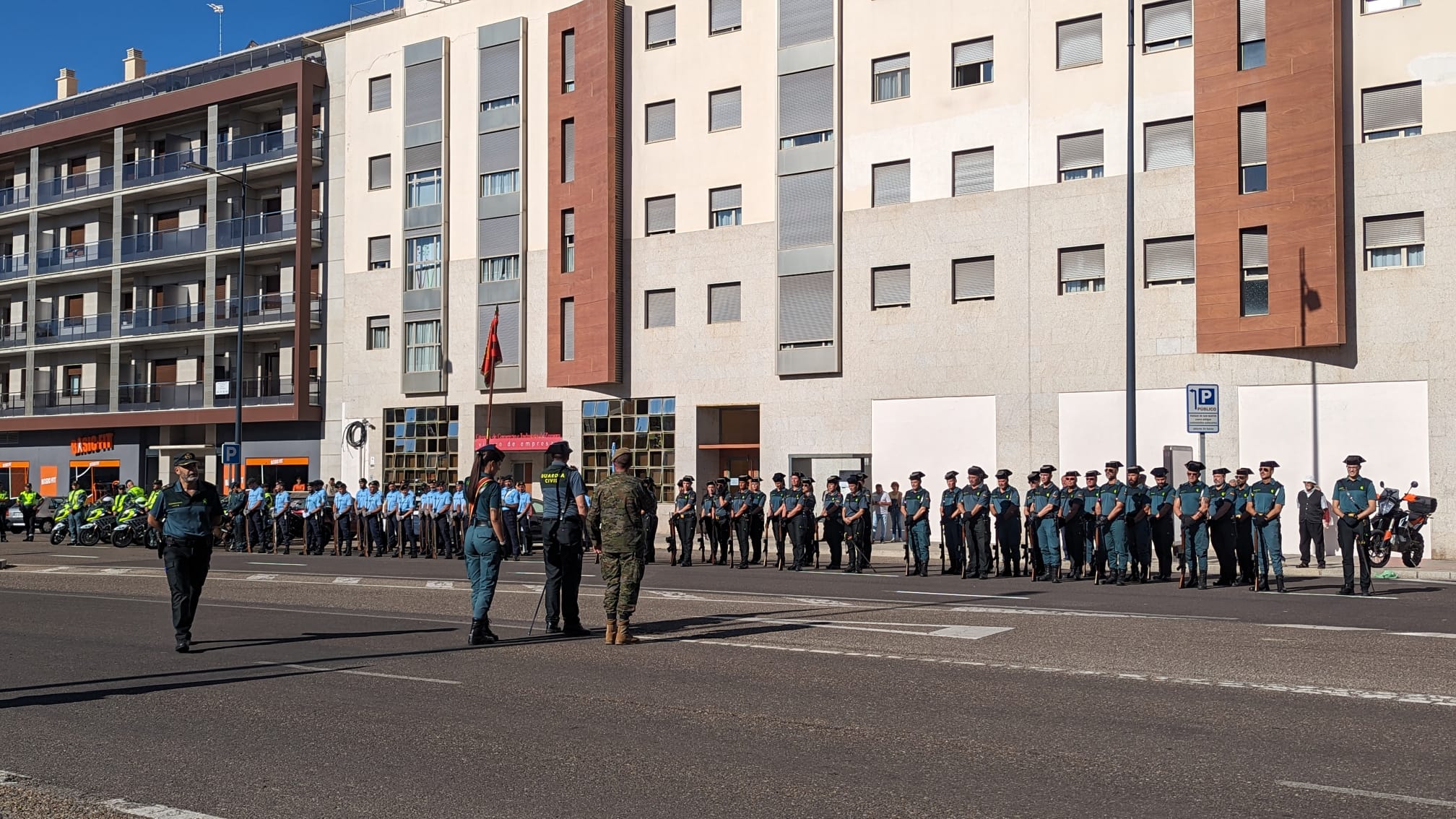 Así ha sido el ensayo general de la Guardia Civil de Zamora con motivo del Día del Pilar