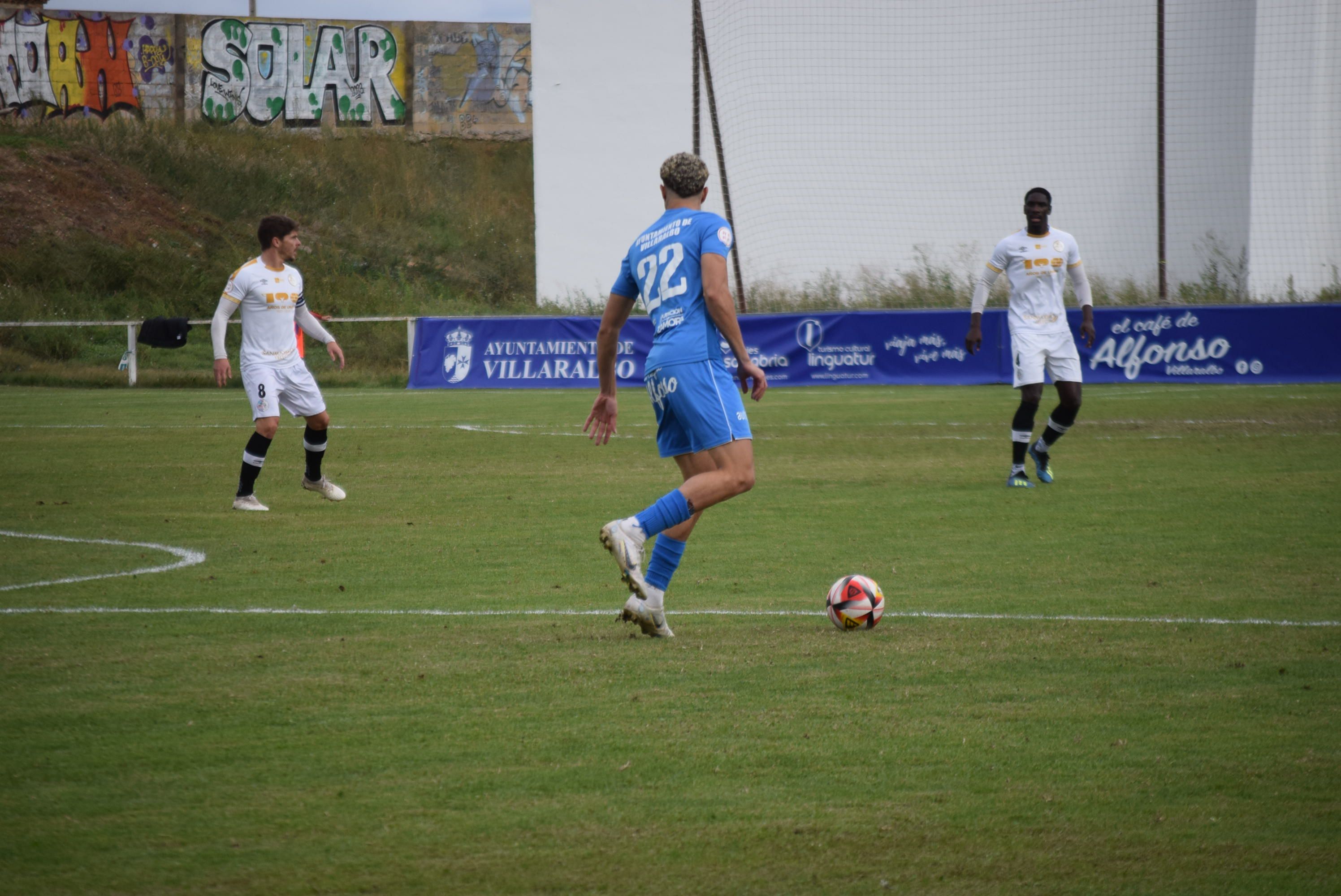 Aziz, jugador del CD Villaralbo. Archivo.