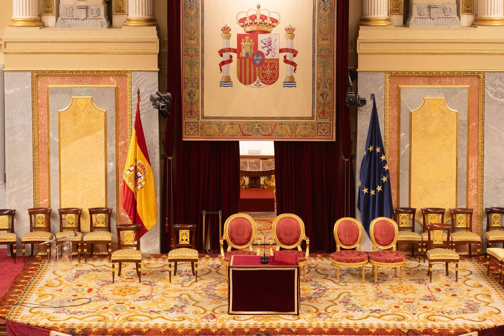 Todo listo en el Congreso para la ceremonia de jura de la Constitución de la Princesa Leonor EP