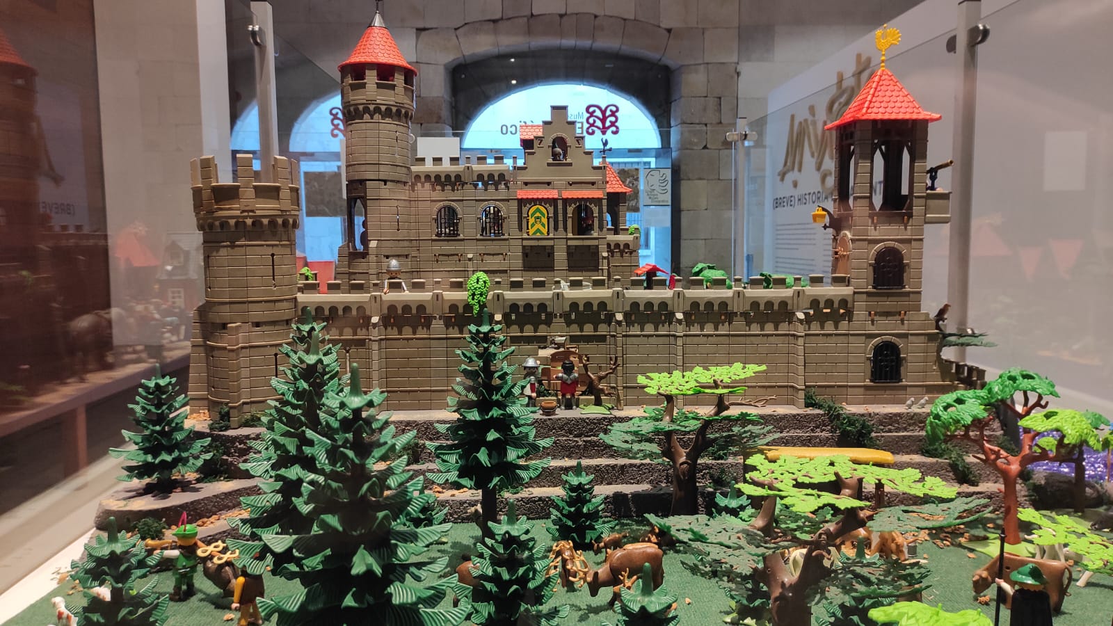 Recreación del ‘Belén medieval con Playmobil’