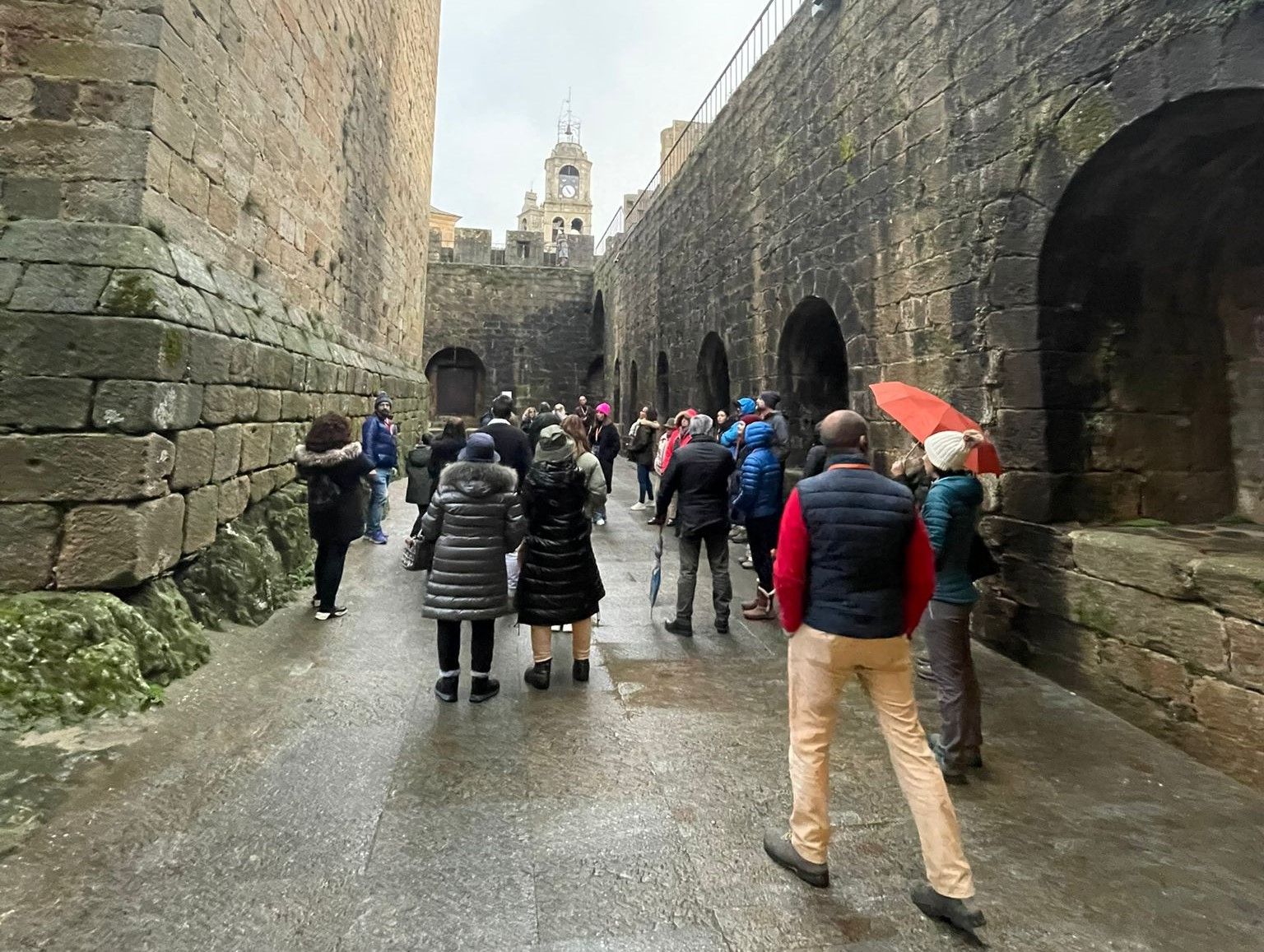 Turistas en Puebla de Sanabria