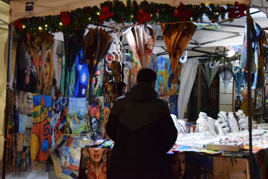 El mercado navideño abre sus puertas  (27)