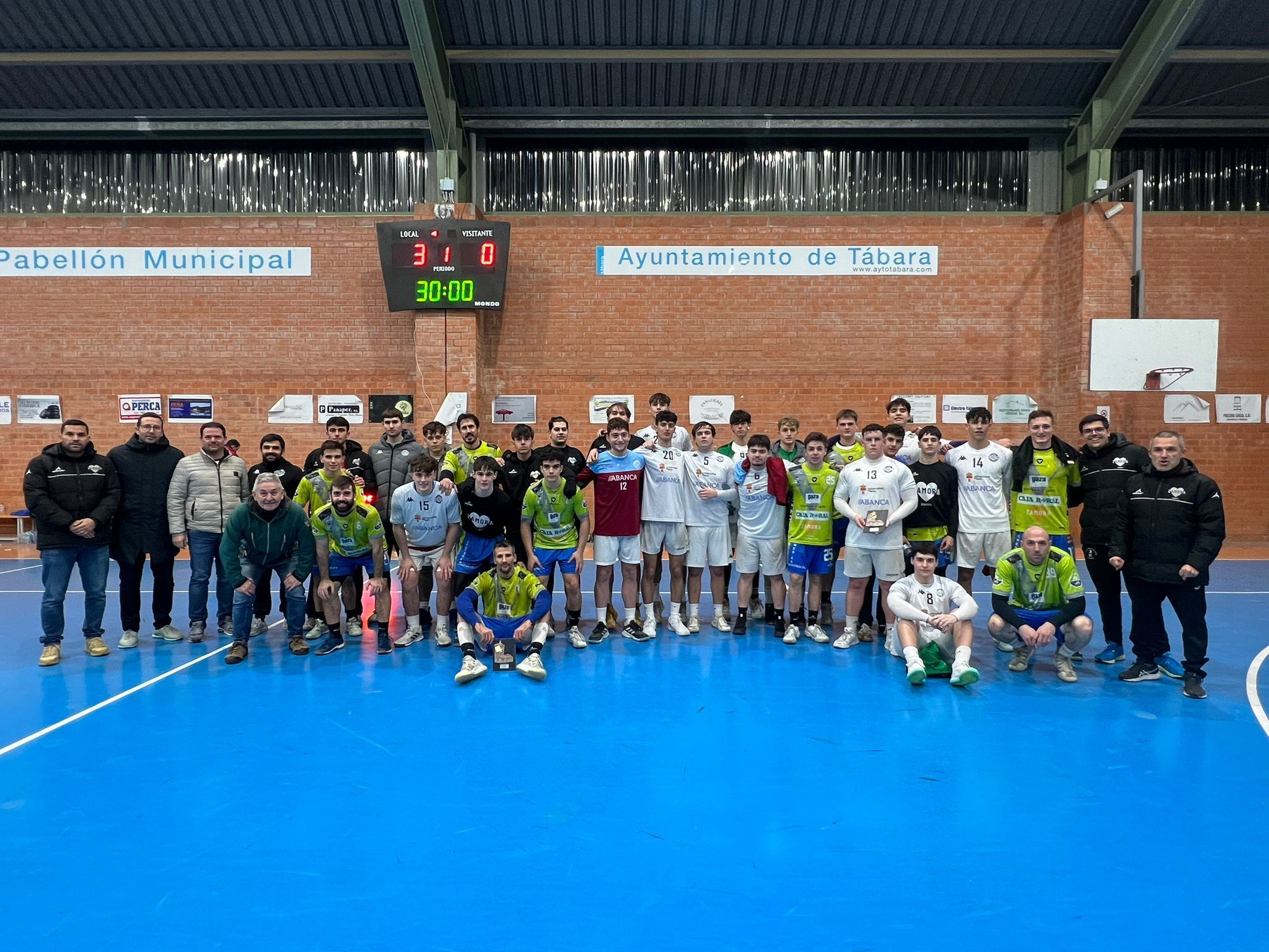 El Balonmano Zamora se lleva la segunda edición del Trofeo Diputación de Zamora. Archivo