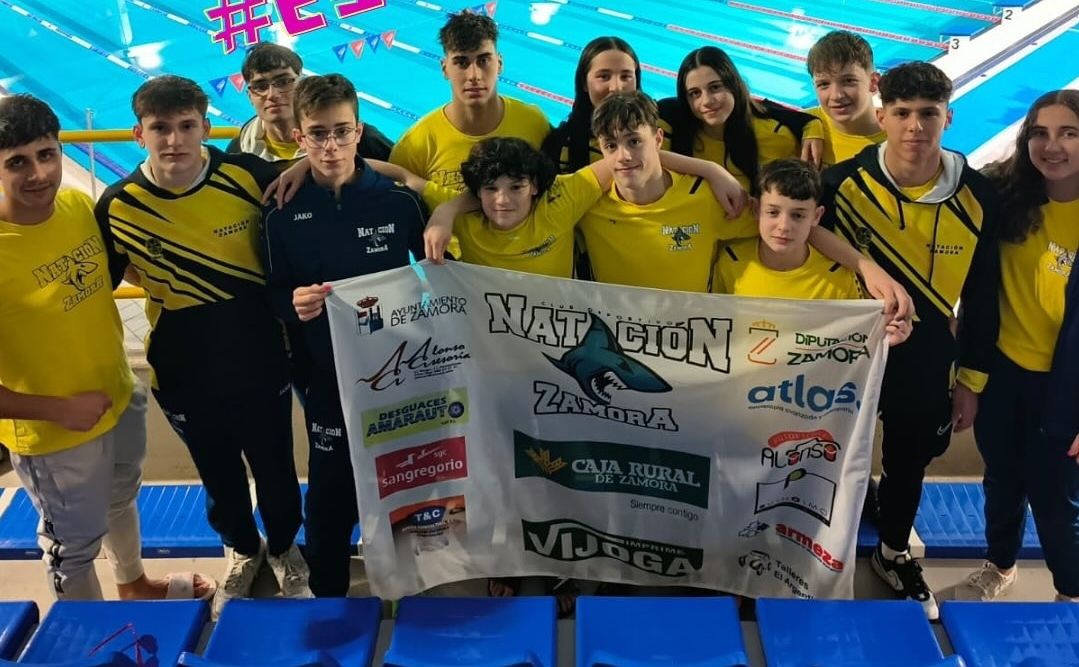 Atletas del Natación Zamora