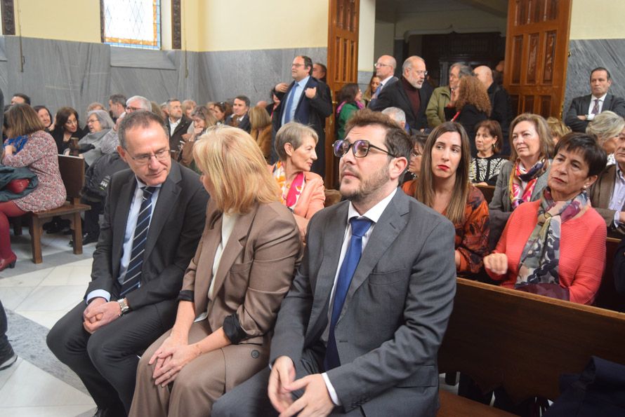 Jesús Pérez Serna recibe la cruz de primera clase de la Orden de San Raimundo de Peñafort (3)