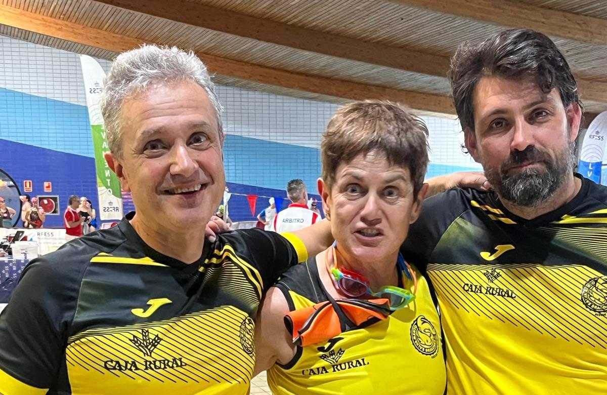 Los deportistas del Dragones Caja Rural en el Campeonato de España Máster de piscina