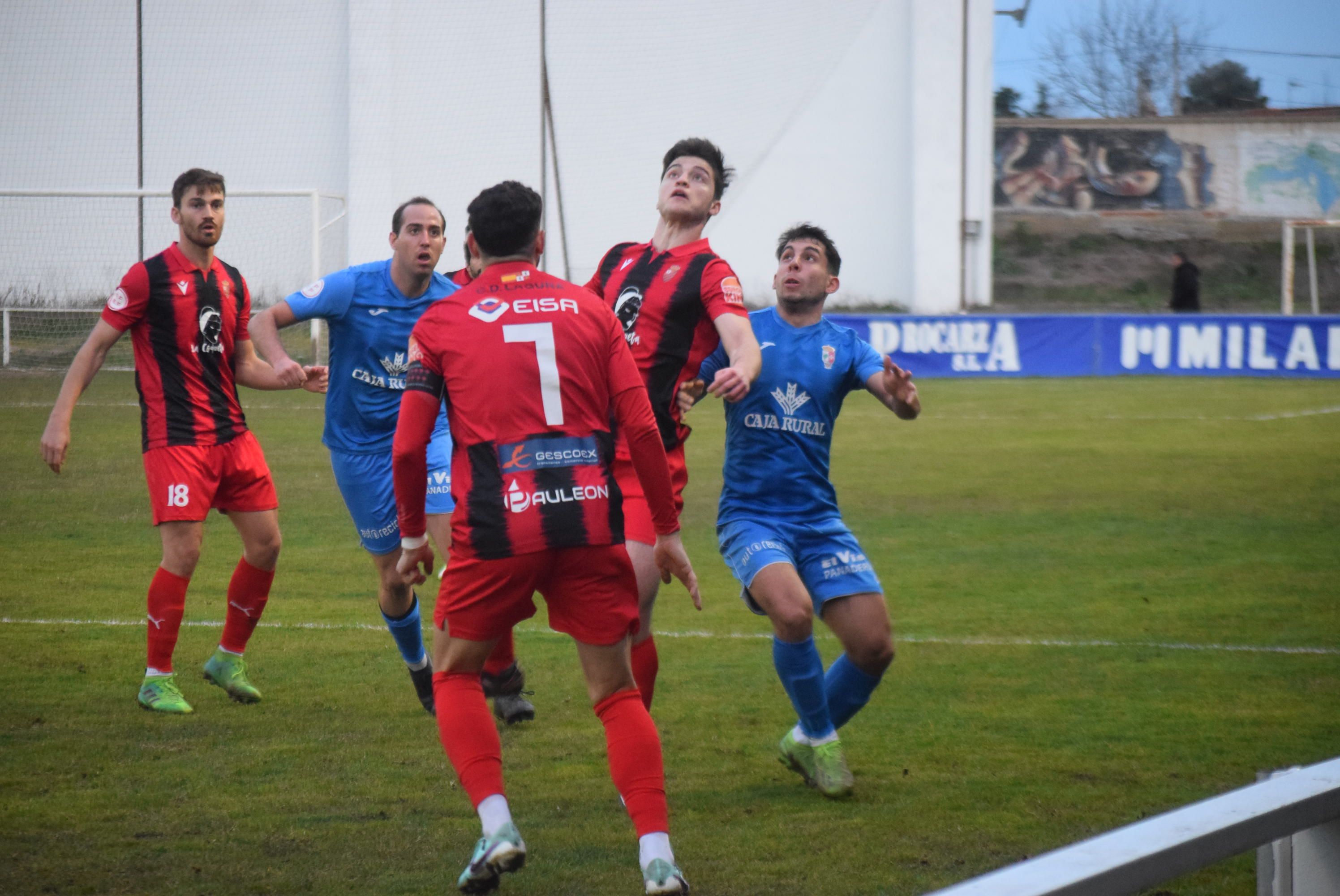 Un instante del CD Villaralbo - Laguna.