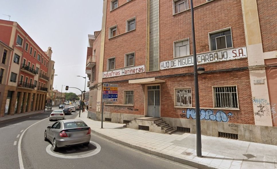 Edificio Industrias Harineras Hijos de Miguel Carbajo.