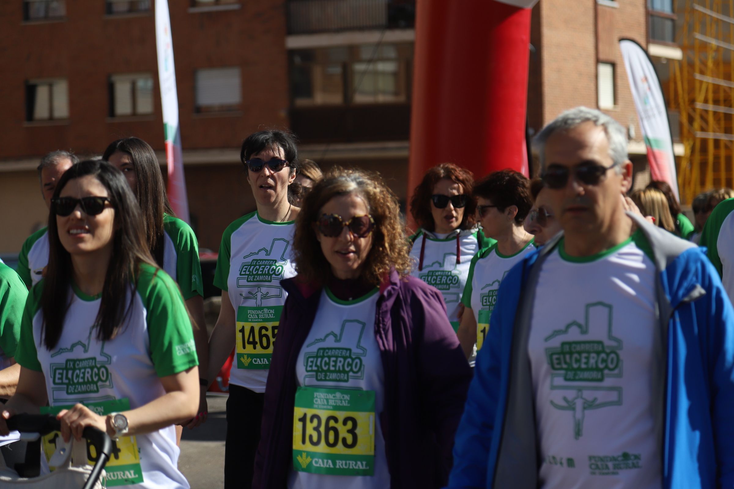 Andarines y patinadores en la IX edición de la carrera El Cerco de Zamora. FOTO: María Lorenzo