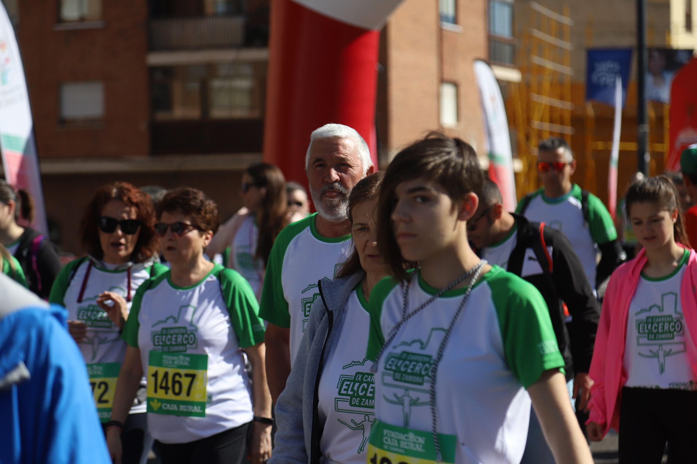 Andarines y patinadores en la IX edición de la carrera El Cerco de Zamora. FOTO: María Lorenzo