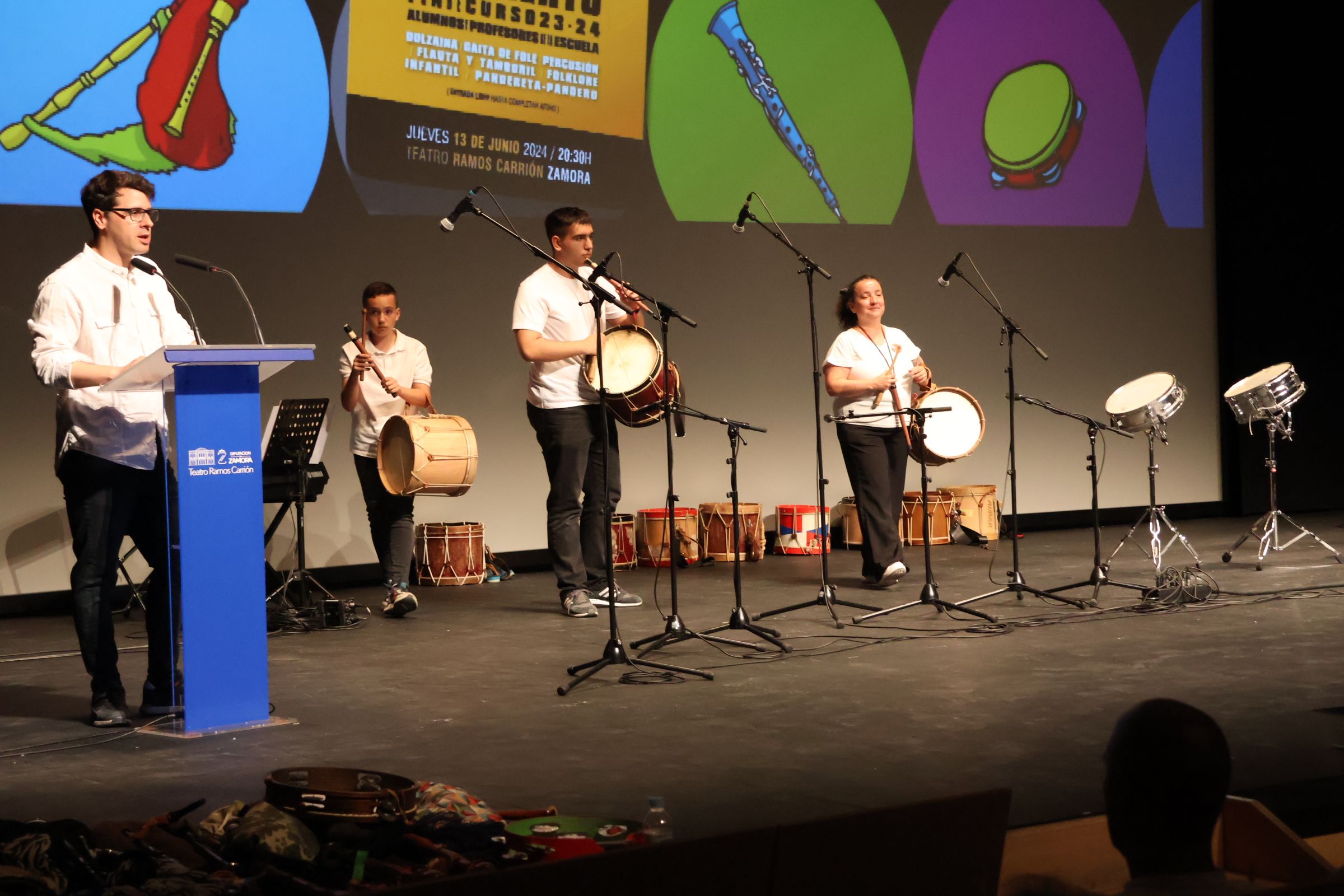 Actuación fin de curso de la Escuela de Folklore de Zamora