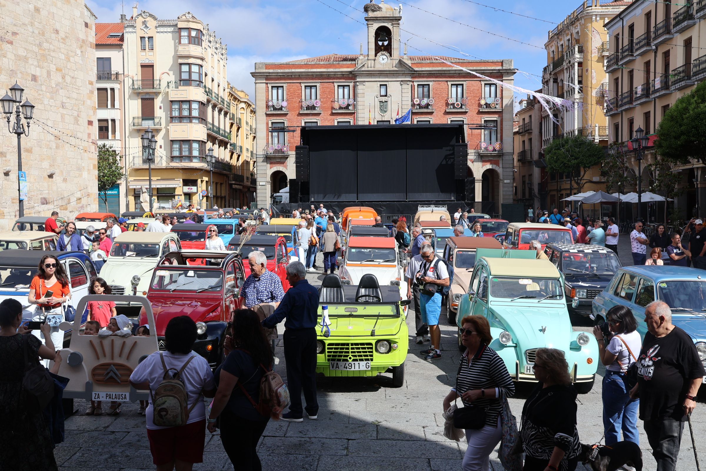 Coches clásicos San Pedro 2024