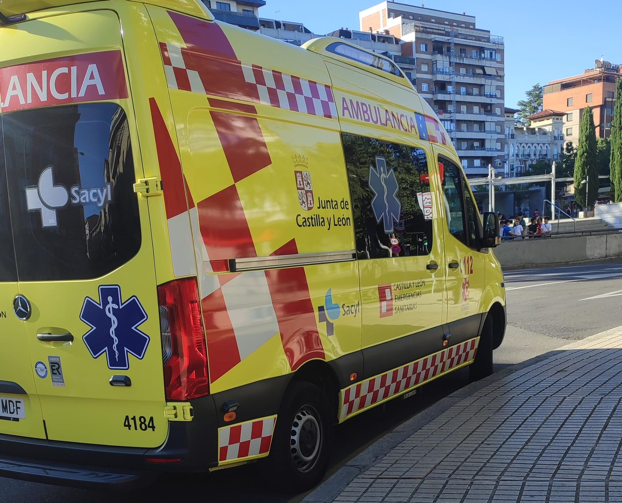 Ambulancia. Accidentes laborales. Zamora. Archivo