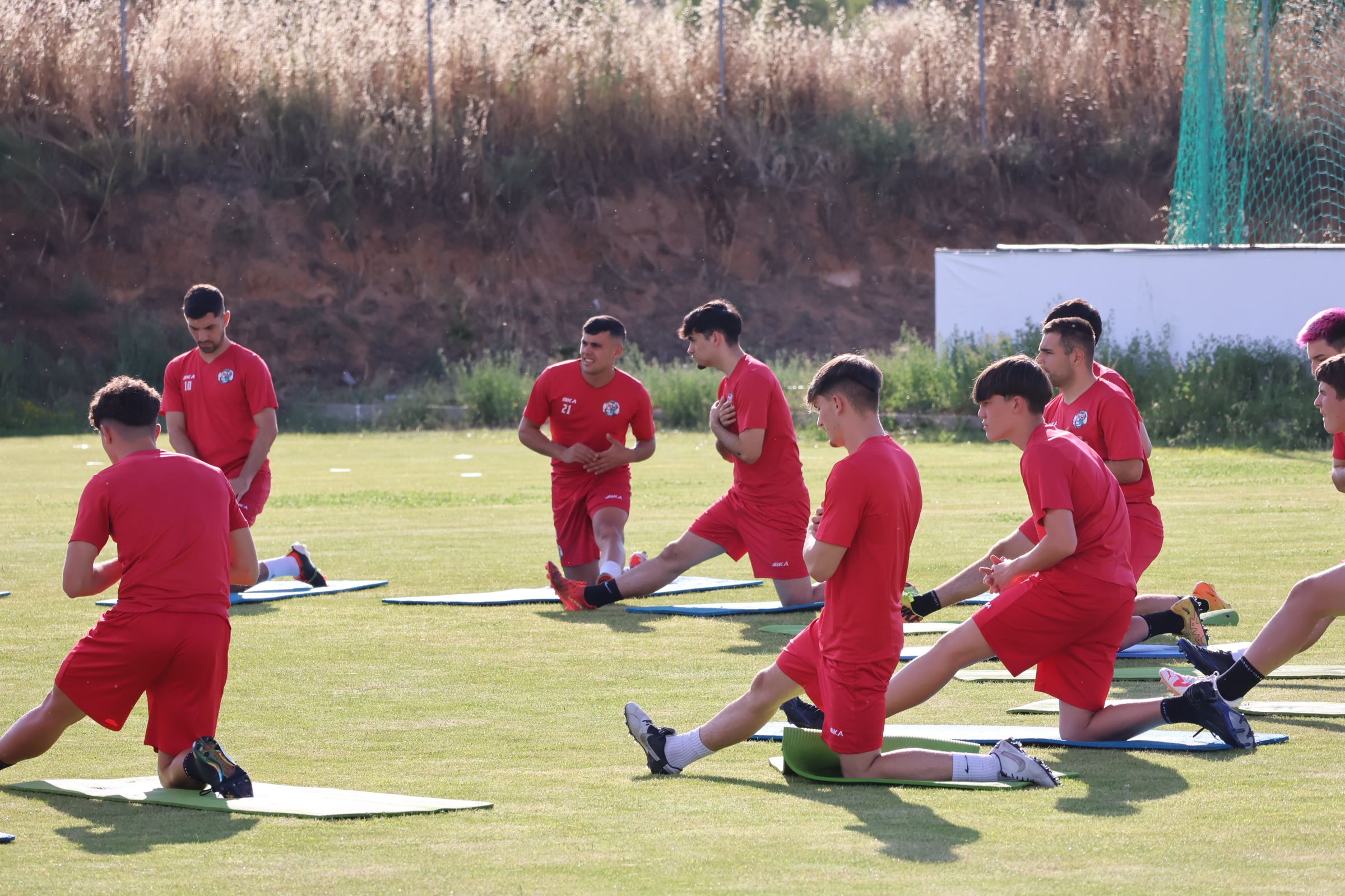 Primer entrenamiento del Zamora CF en pretemporada 2024 2025 (6)