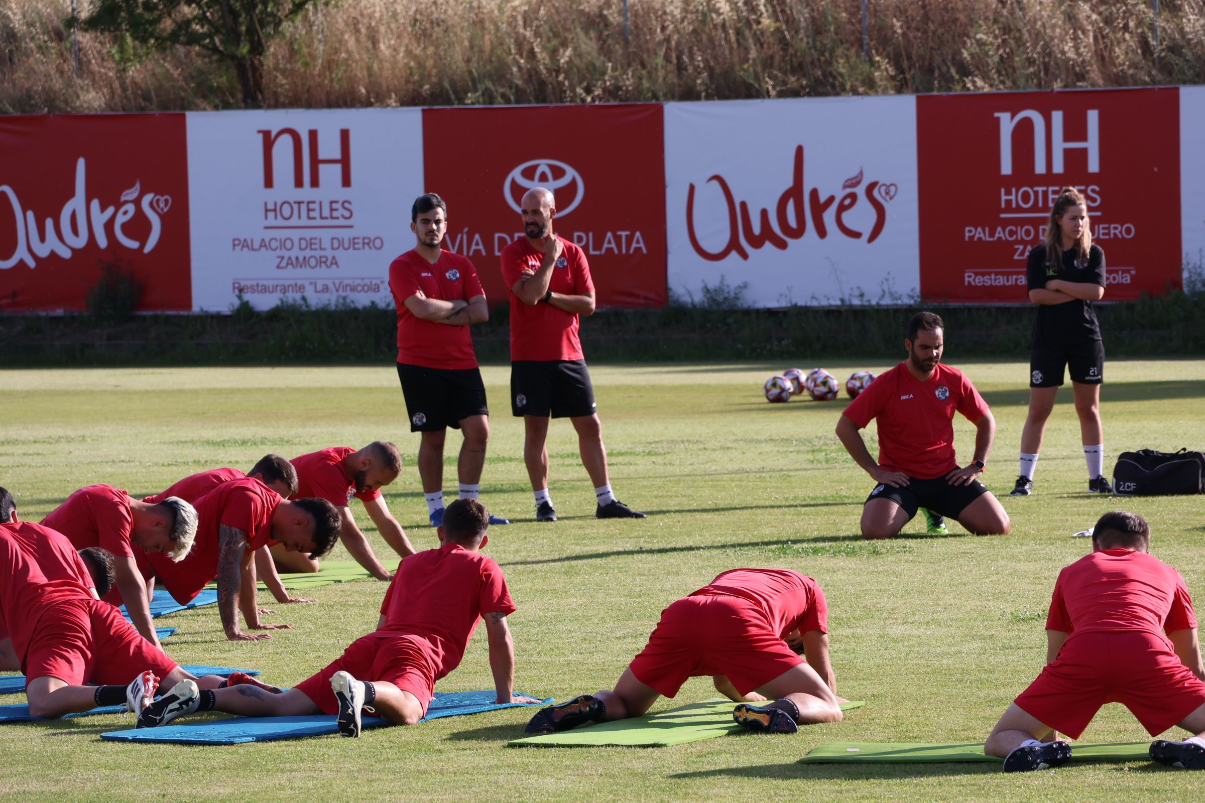 Primer entrenamiento del Zamora CF en pretemporada 2024 2025 (8)