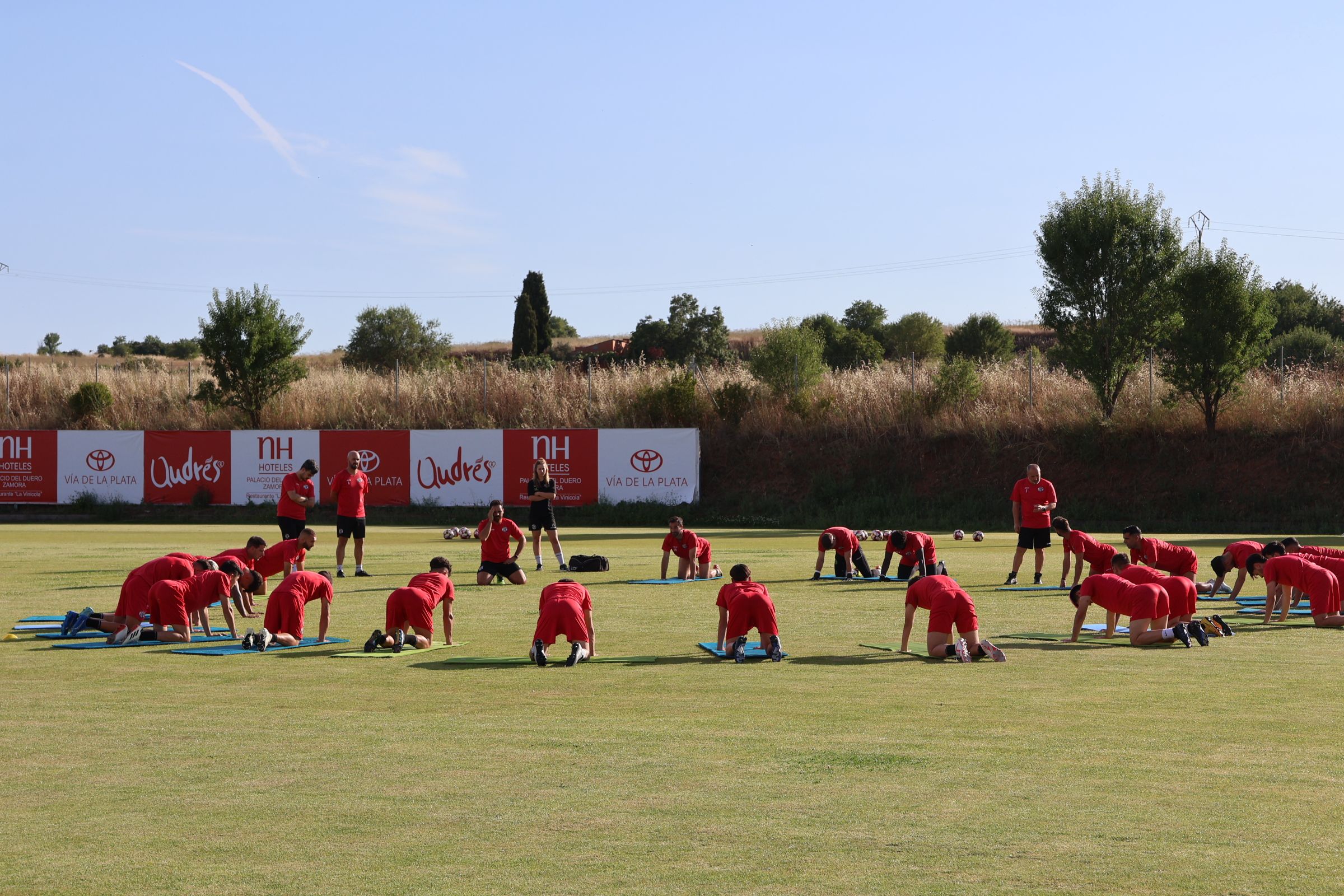 Primer entrenamiento del Zamora CF en pretemporada 2024 2025 (9)