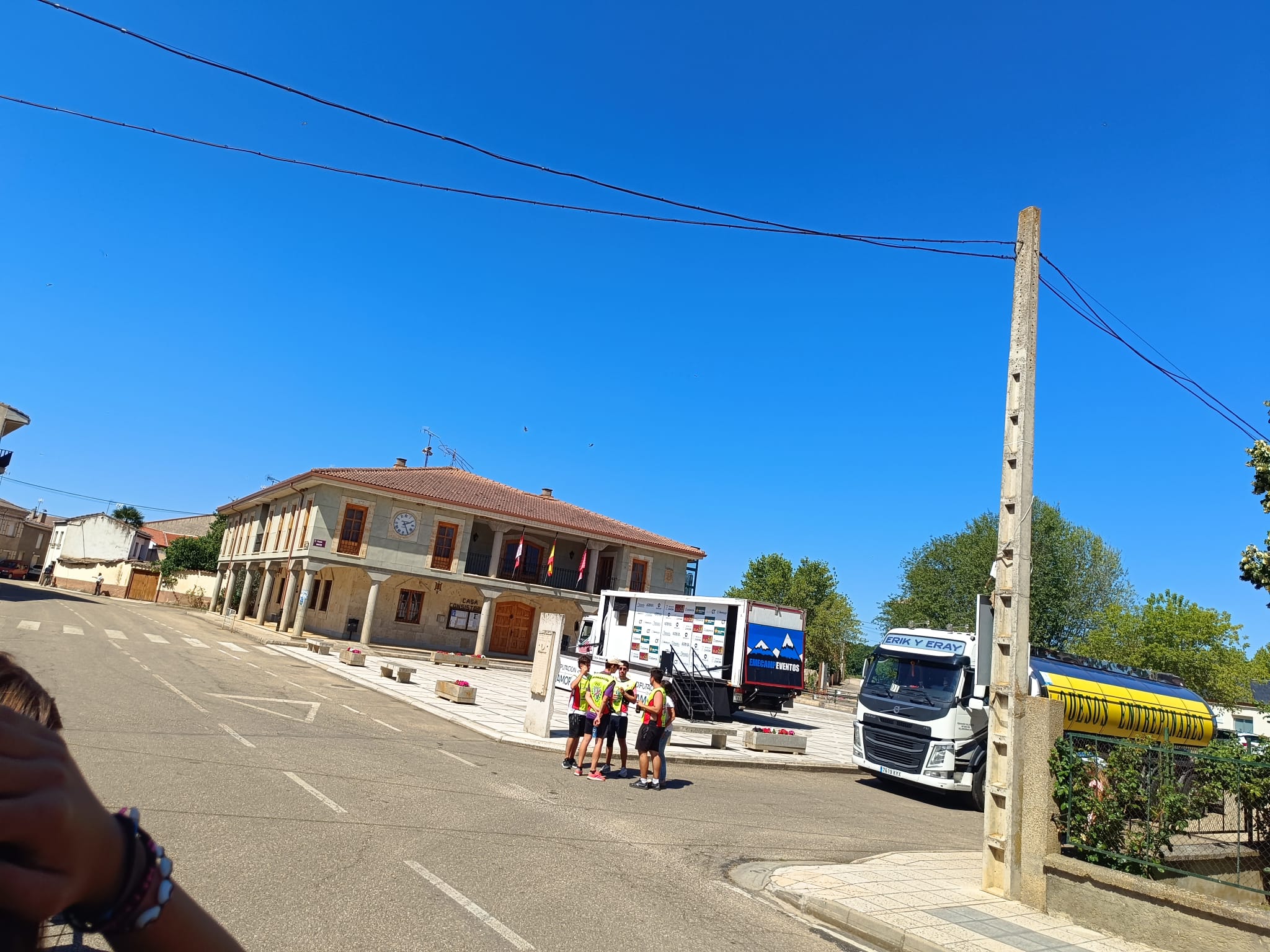 Vuelta ciclista a Zamora en Santa Croya de Tera (8)